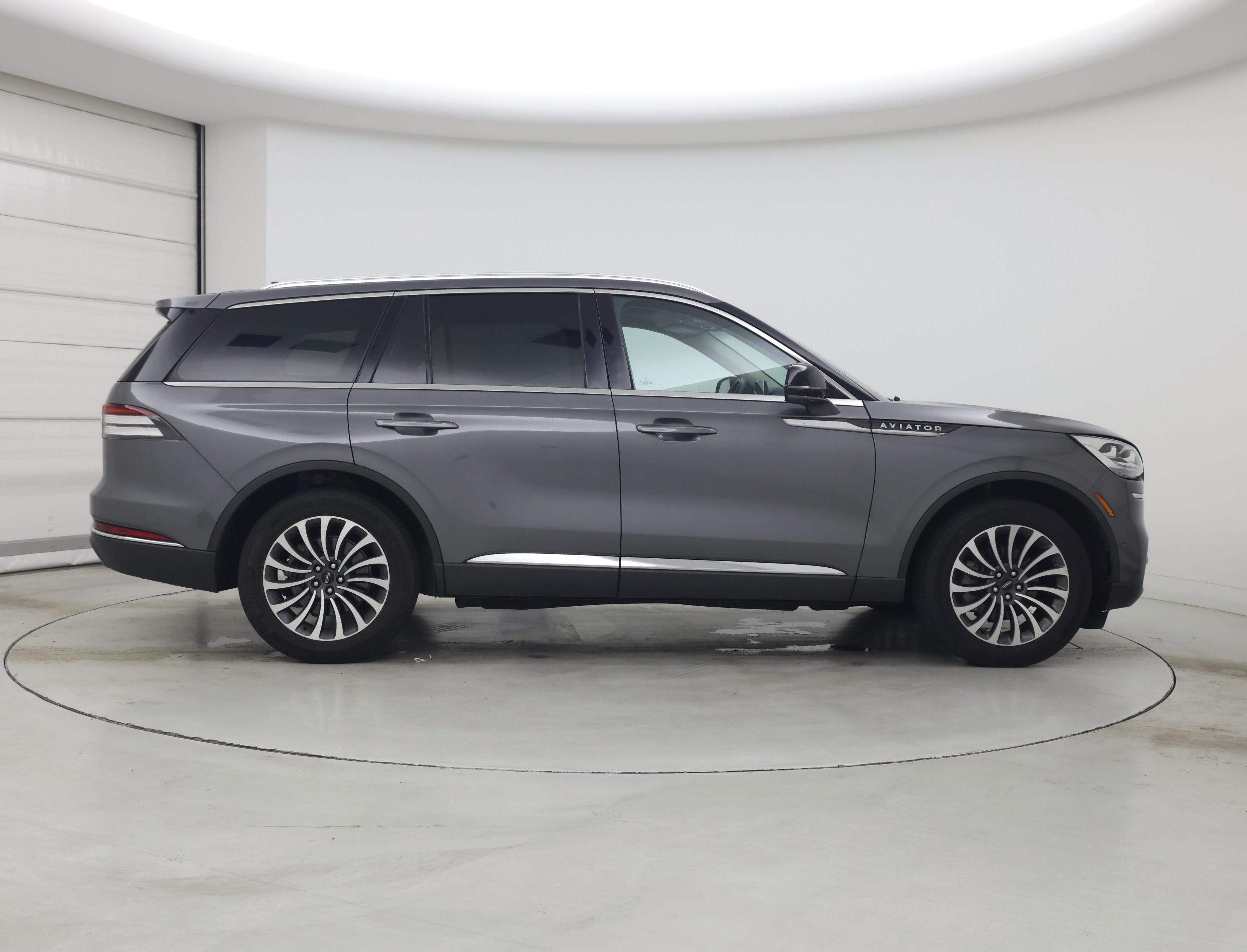 Thumbnail: 2024 Lincoln Aviator - 7