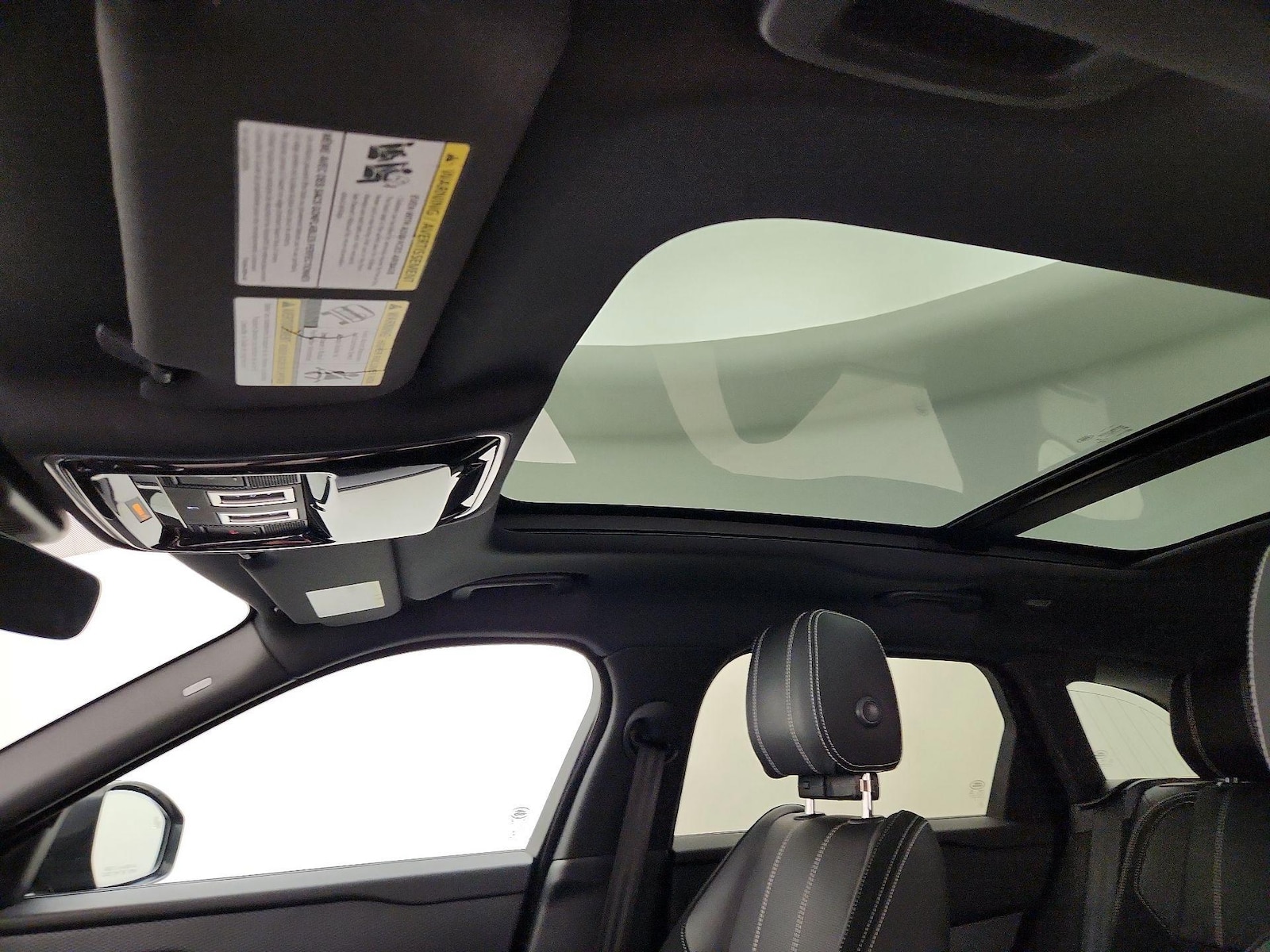 2019 Land Rover Range Rover Velar SE - Photo 21