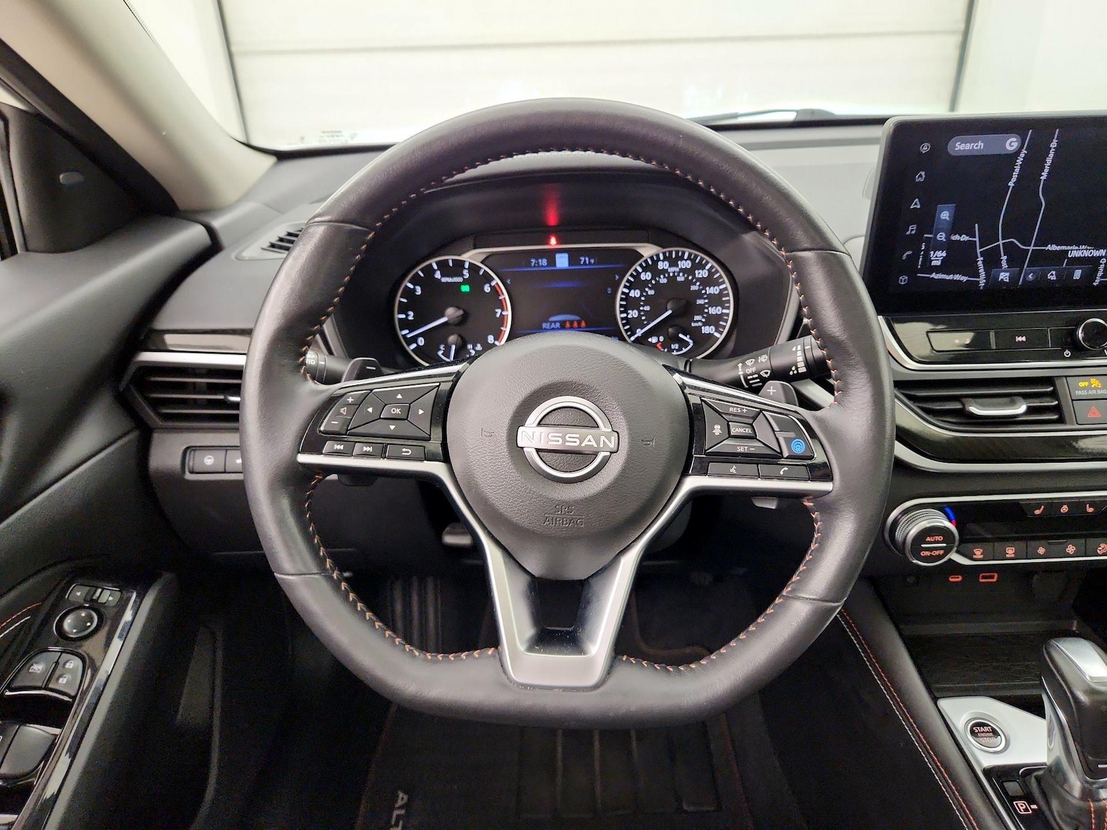 2023 Nissan Altima SR - Photo 11
