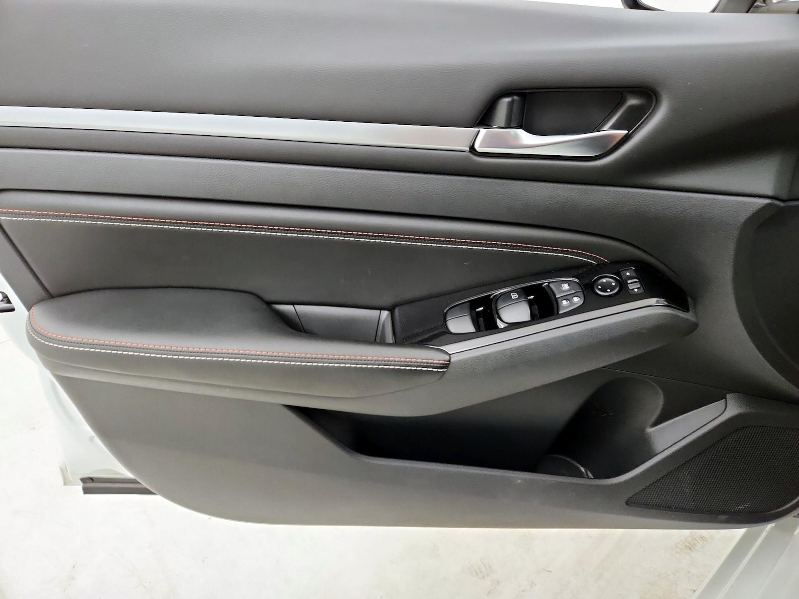 2023 Nissan Altima SR - Photo 13