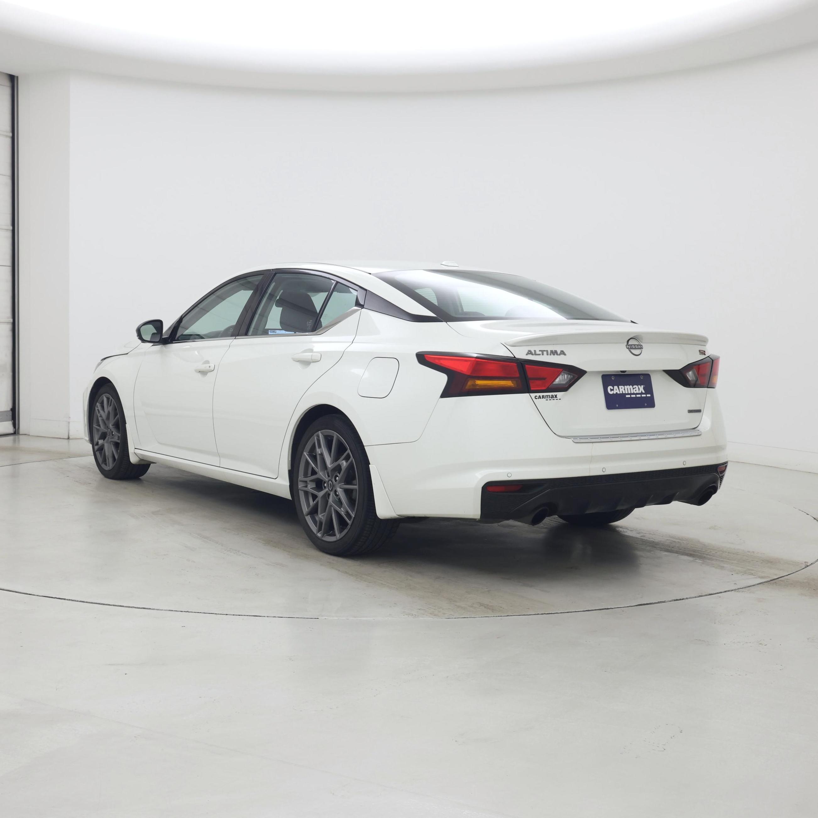 Thumbnail: 2023 Nissan Altima - 2