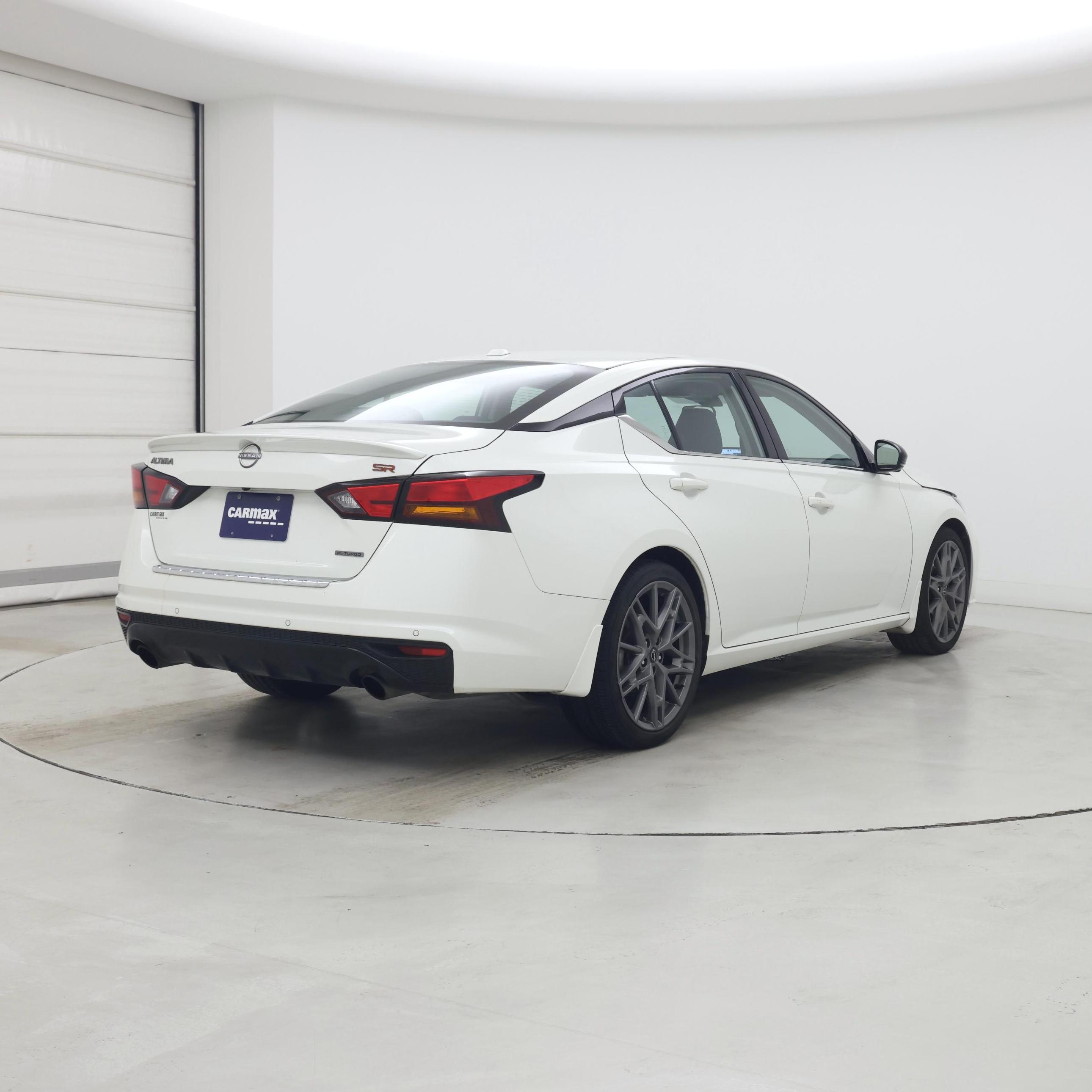Thumbnail: 2023 Nissan Altima - 8