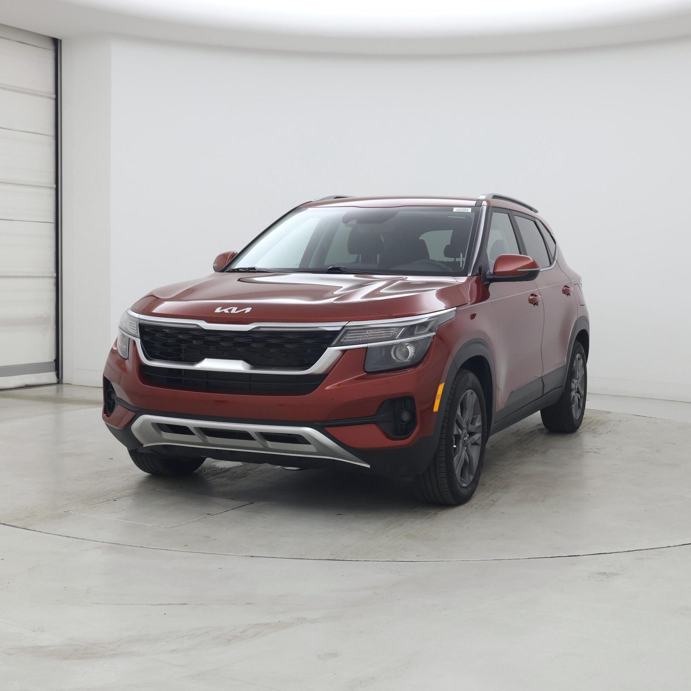 Thumbnail: 2023 Kia Seltos - 4