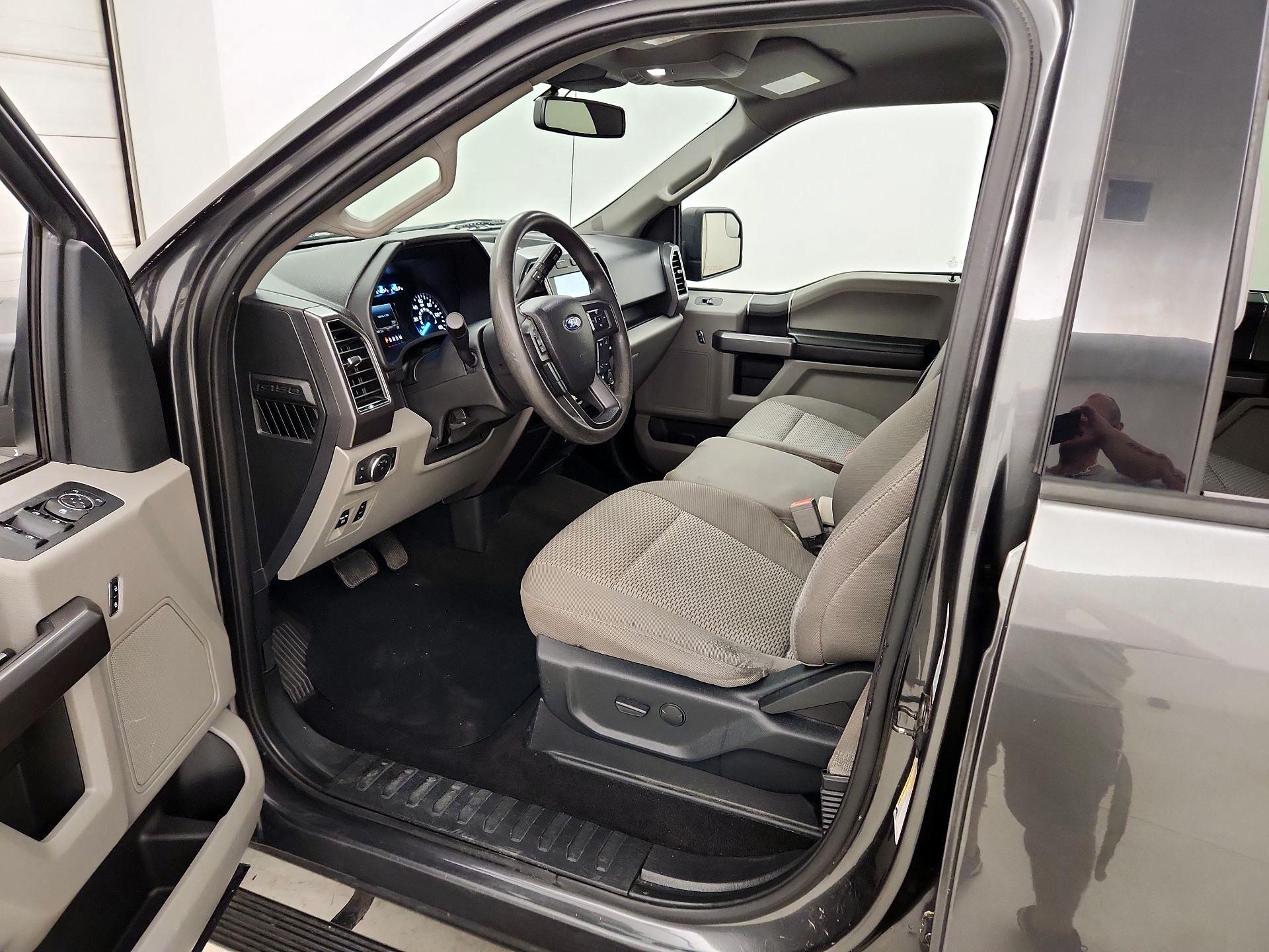 Thumbnail: 2020 Ford F-150 - 9