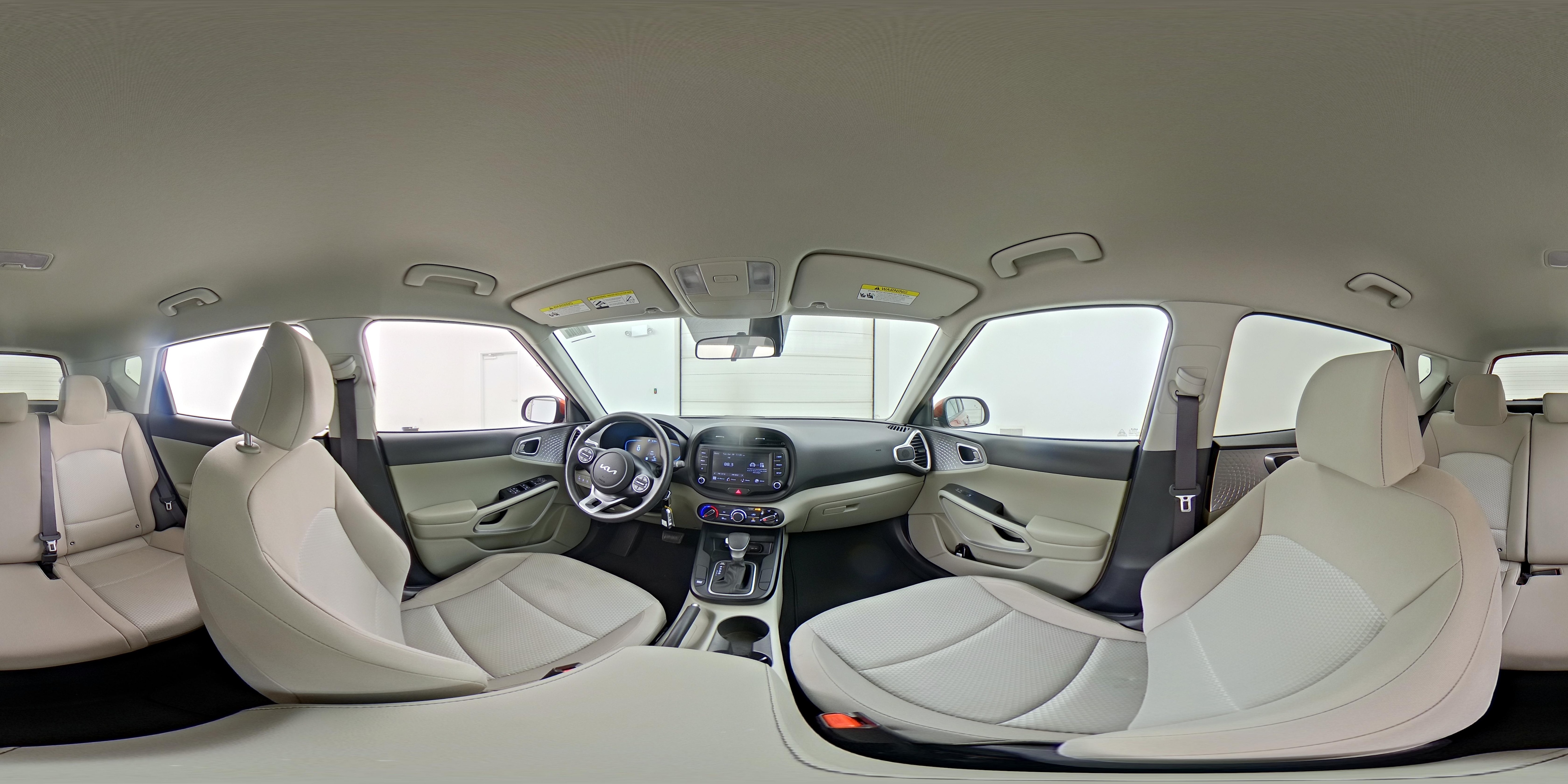 2023 Kia Soul LX - Photo 24