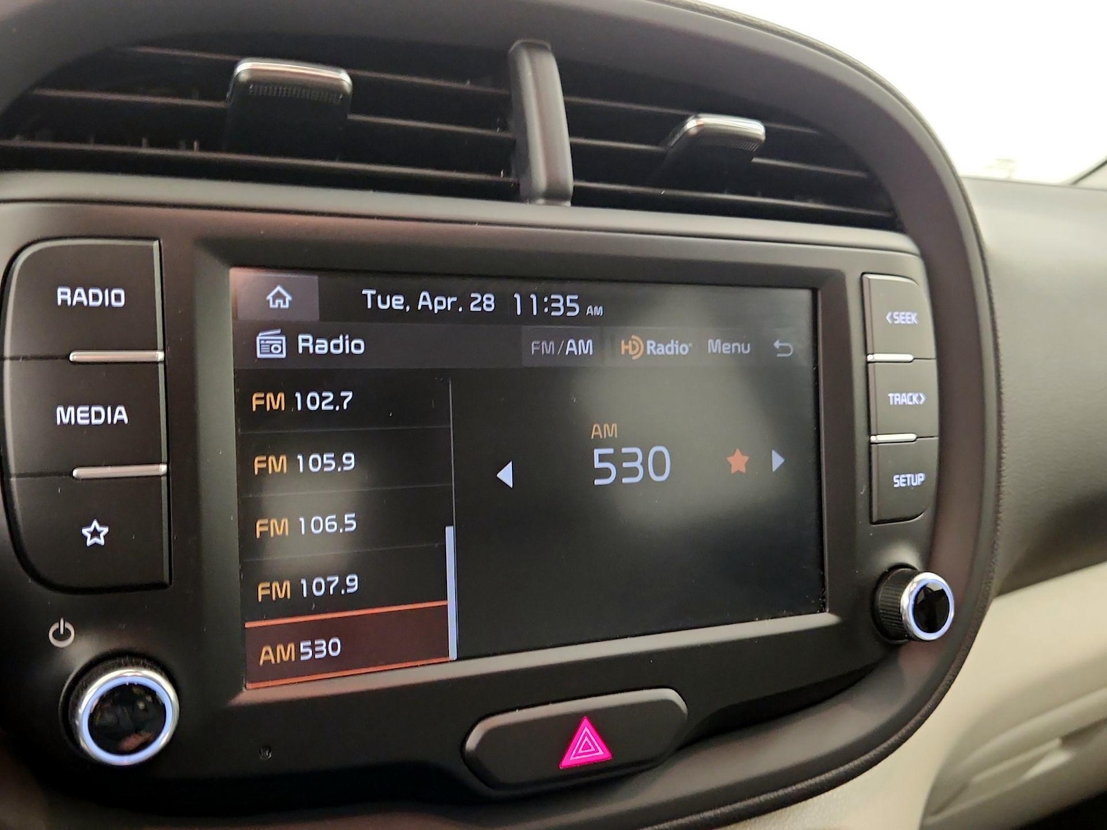 2023 Kia Soul LX - Photo 16