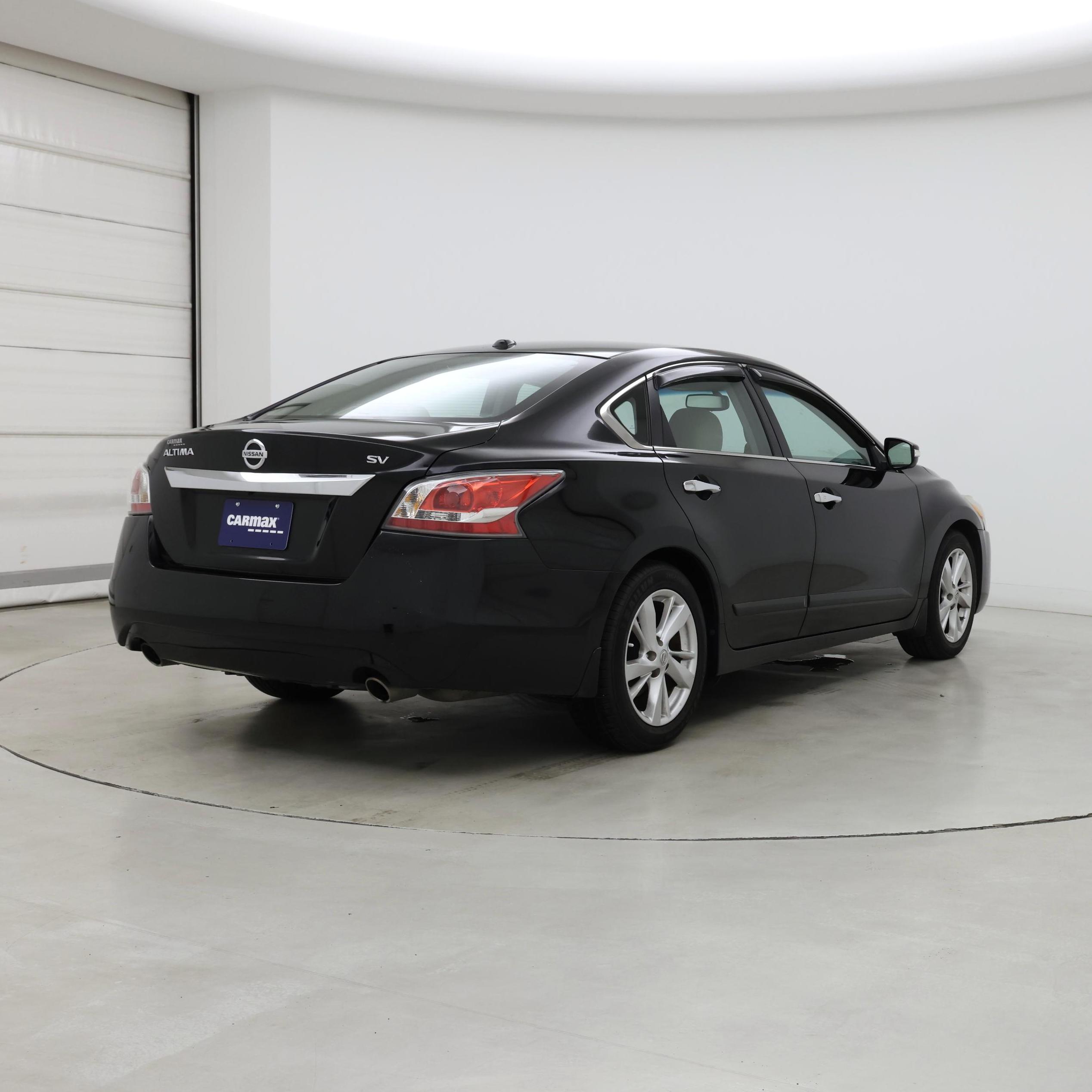 Thumbnail: 2015 Nissan Altima - 8