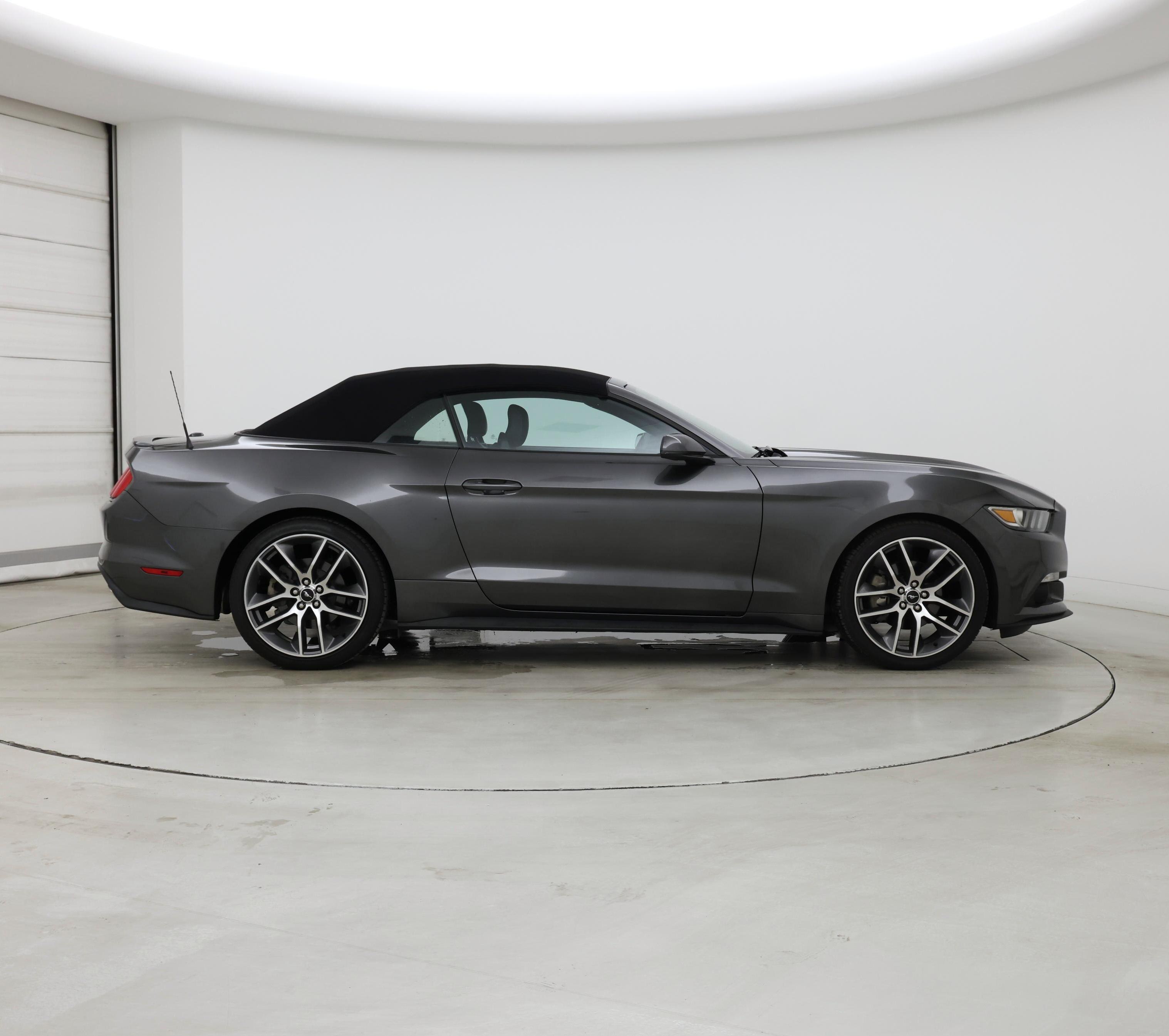 Thumbnail: 2015 Ford Mustang - 7