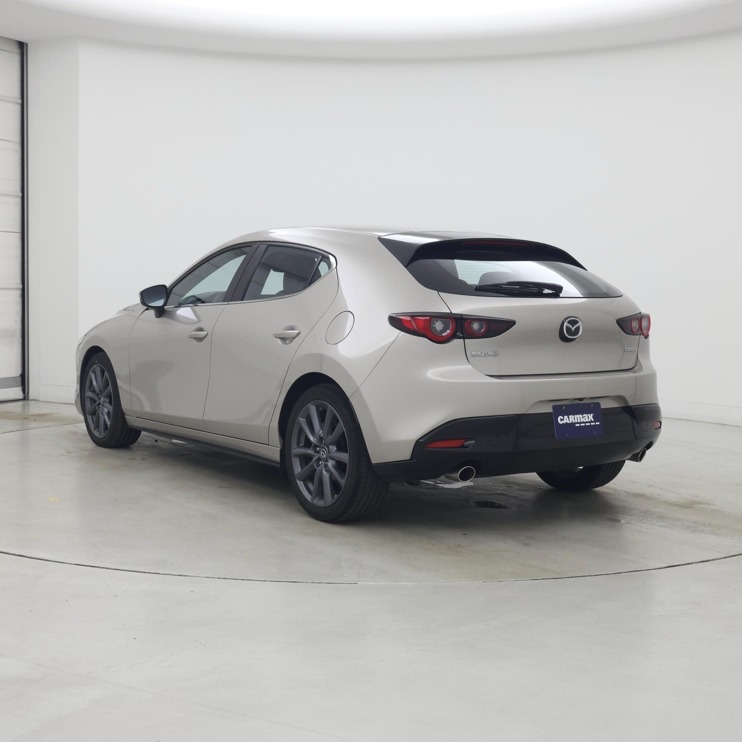 Thumbnail: 2022 Mazda Mazda3 - 2