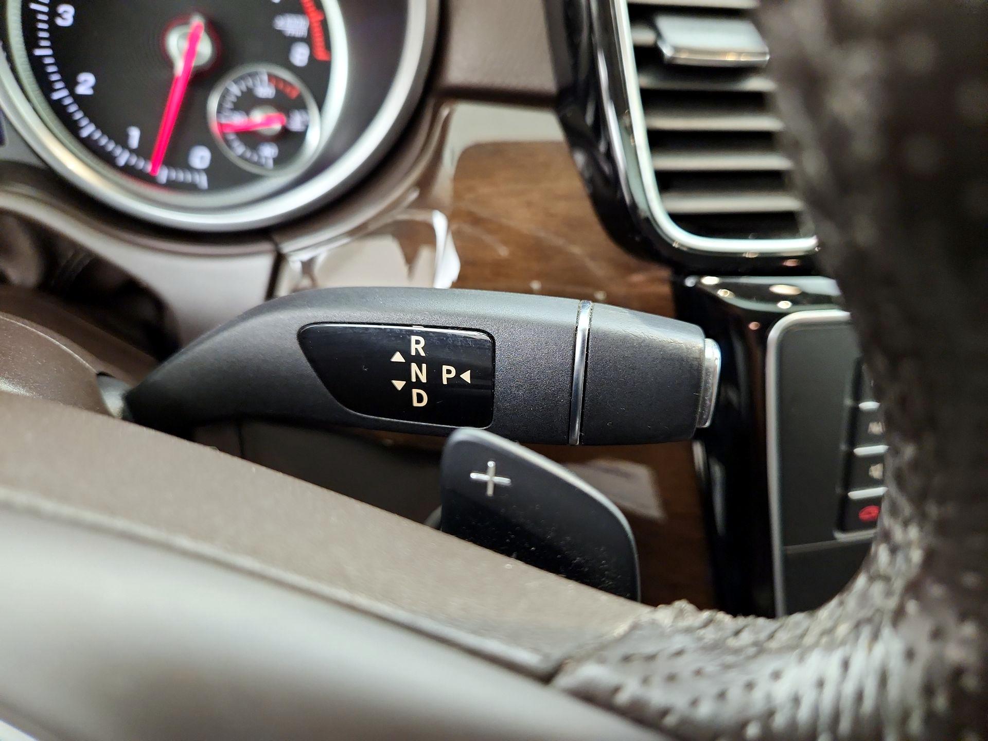 Thumbnail: 2016 Mercedes-Benz GLE - 18