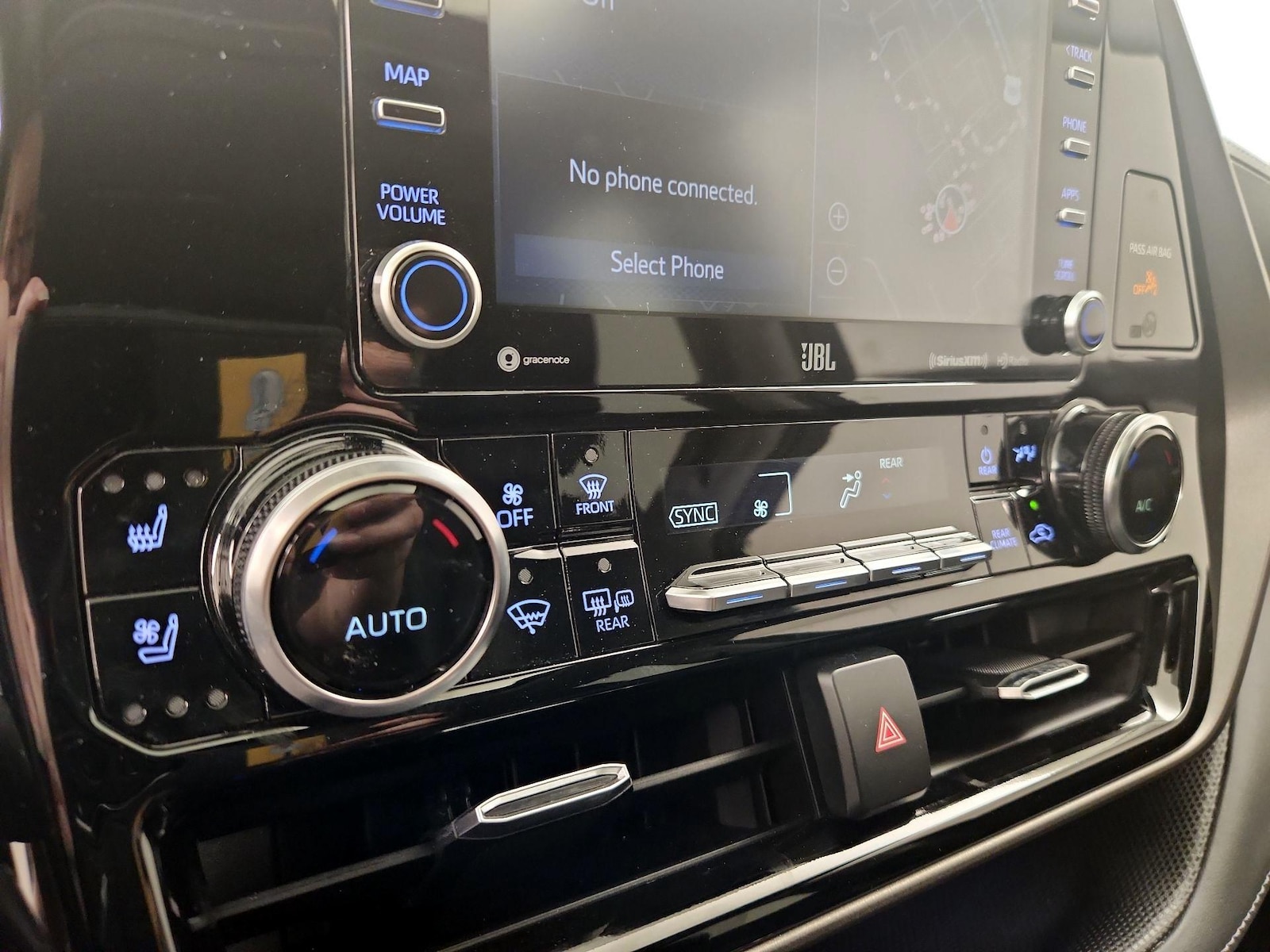 2022 Toyota Highlander Limited - Photo 18