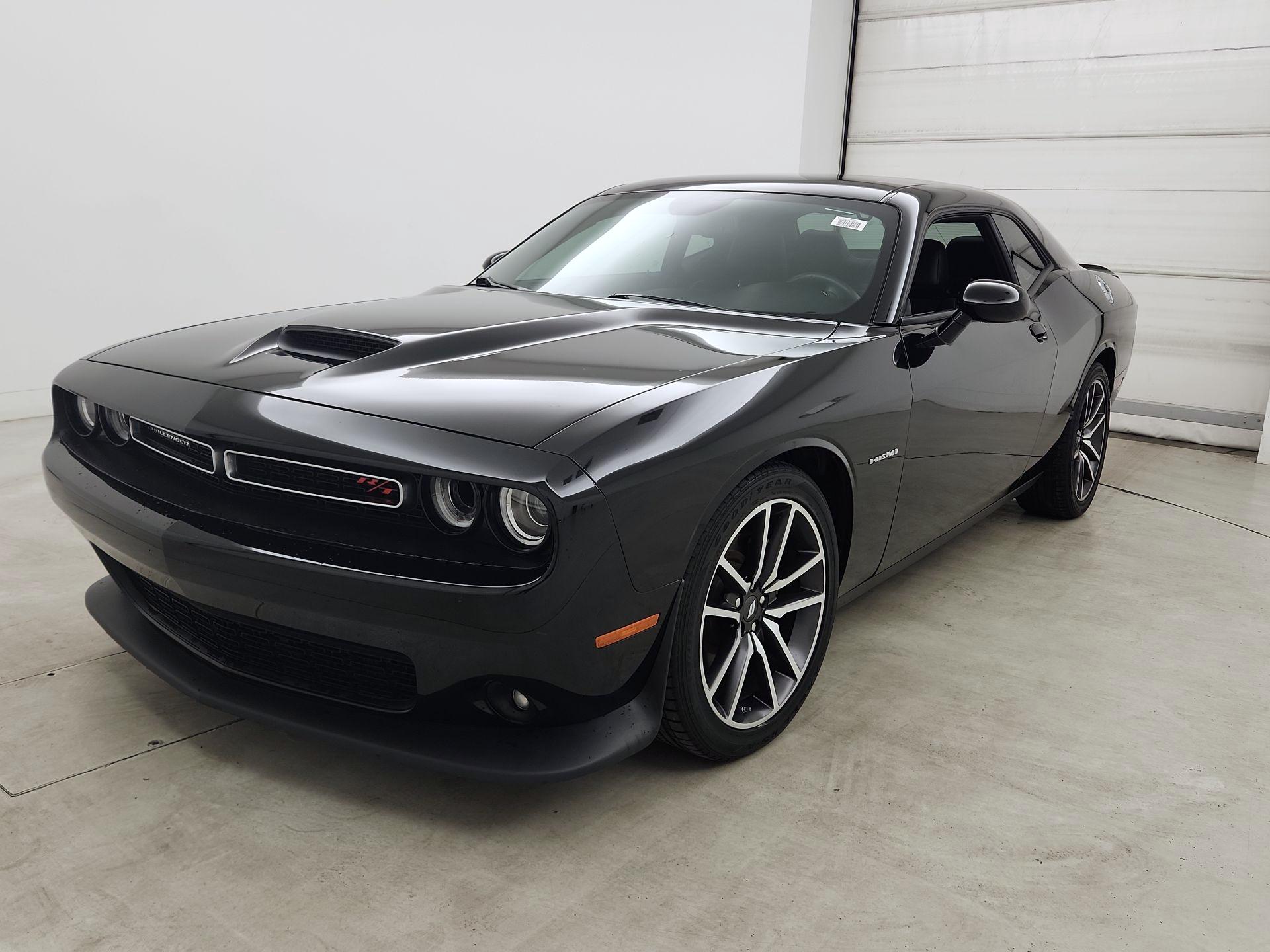 Thumbnail: 2022 Dodge Challenger - 3