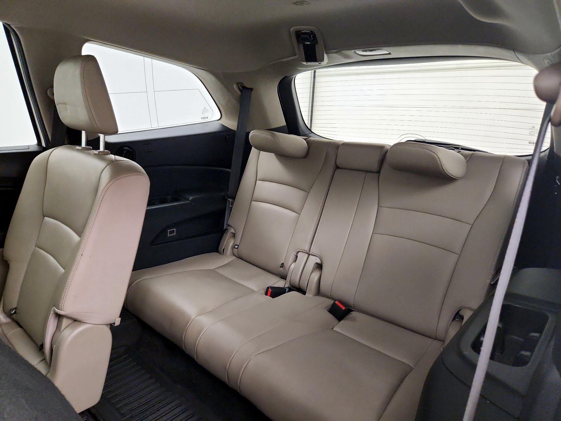 Thumbnail: 2016 Honda Pilot - 19