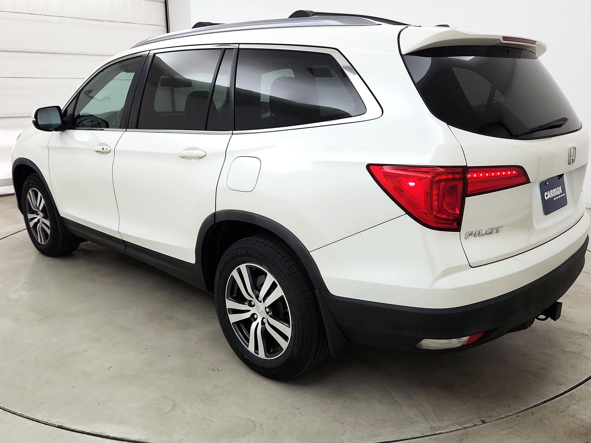 Thumbnail: 2016 Honda Pilot - 7