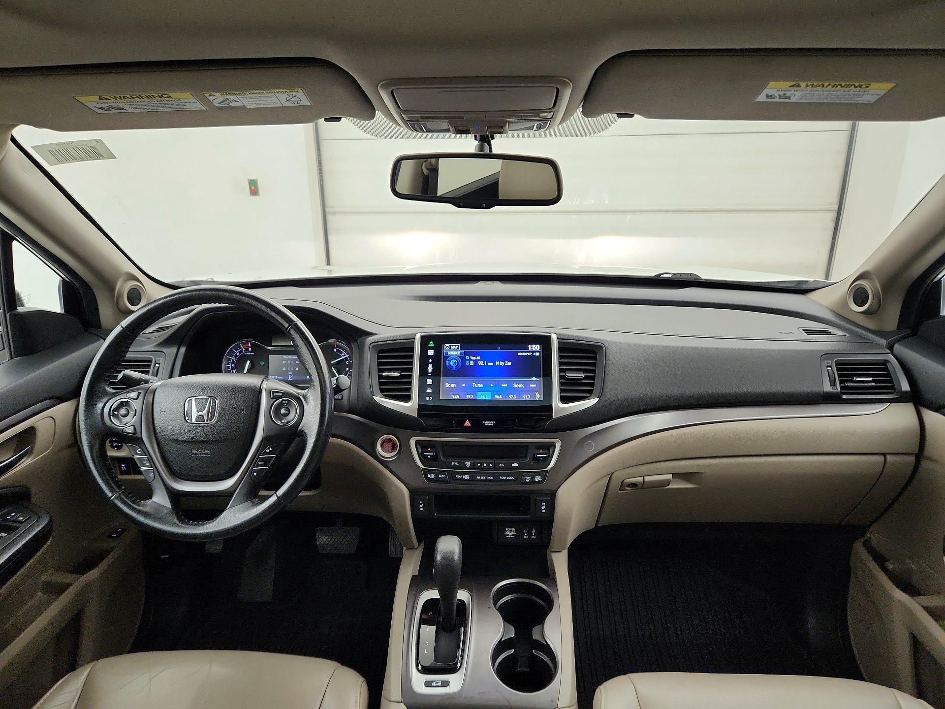 Thumbnail: 2016 Honda Pilot - 8