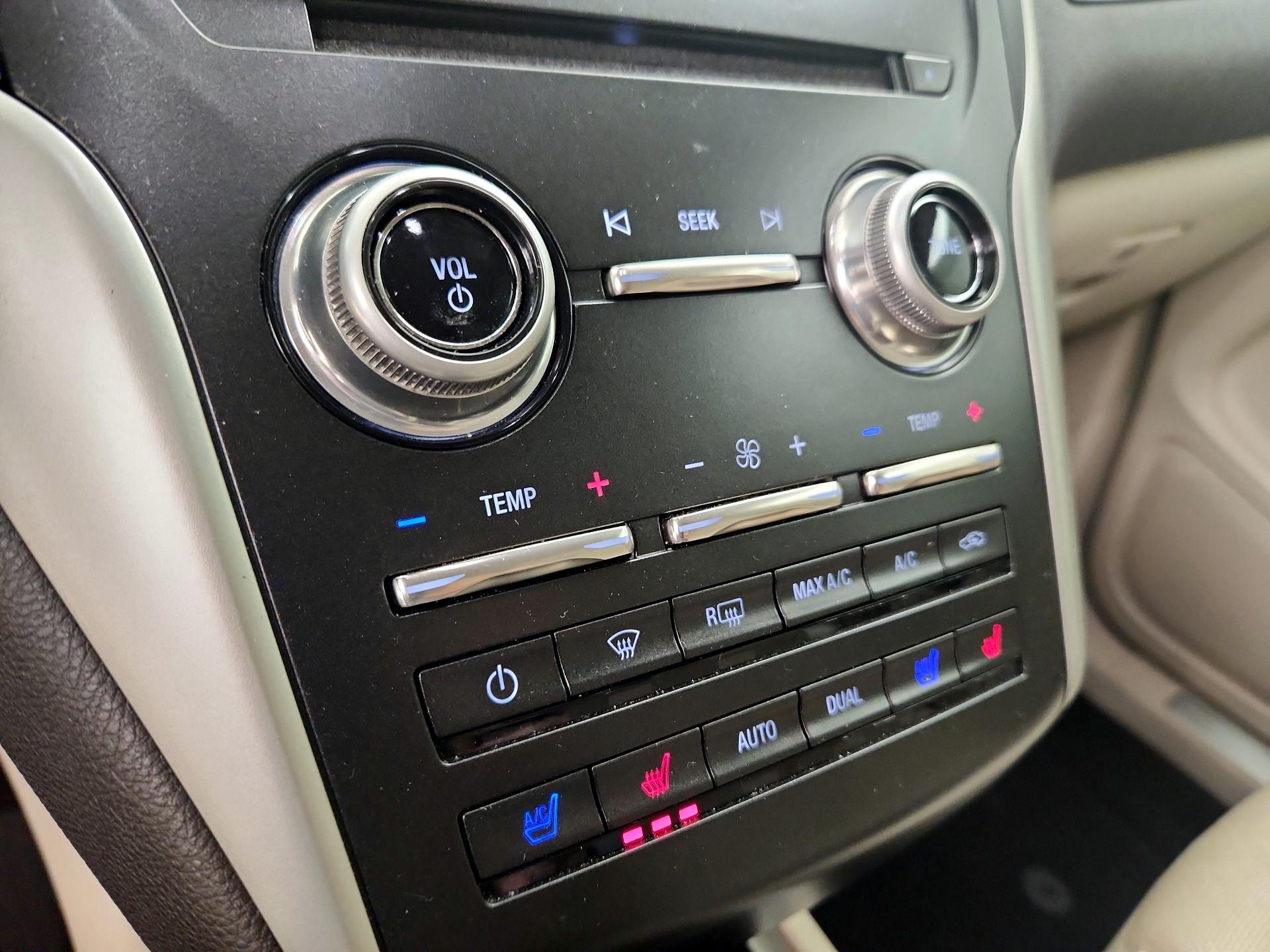 Thumbnail: 2017 Lincoln MKC - 17