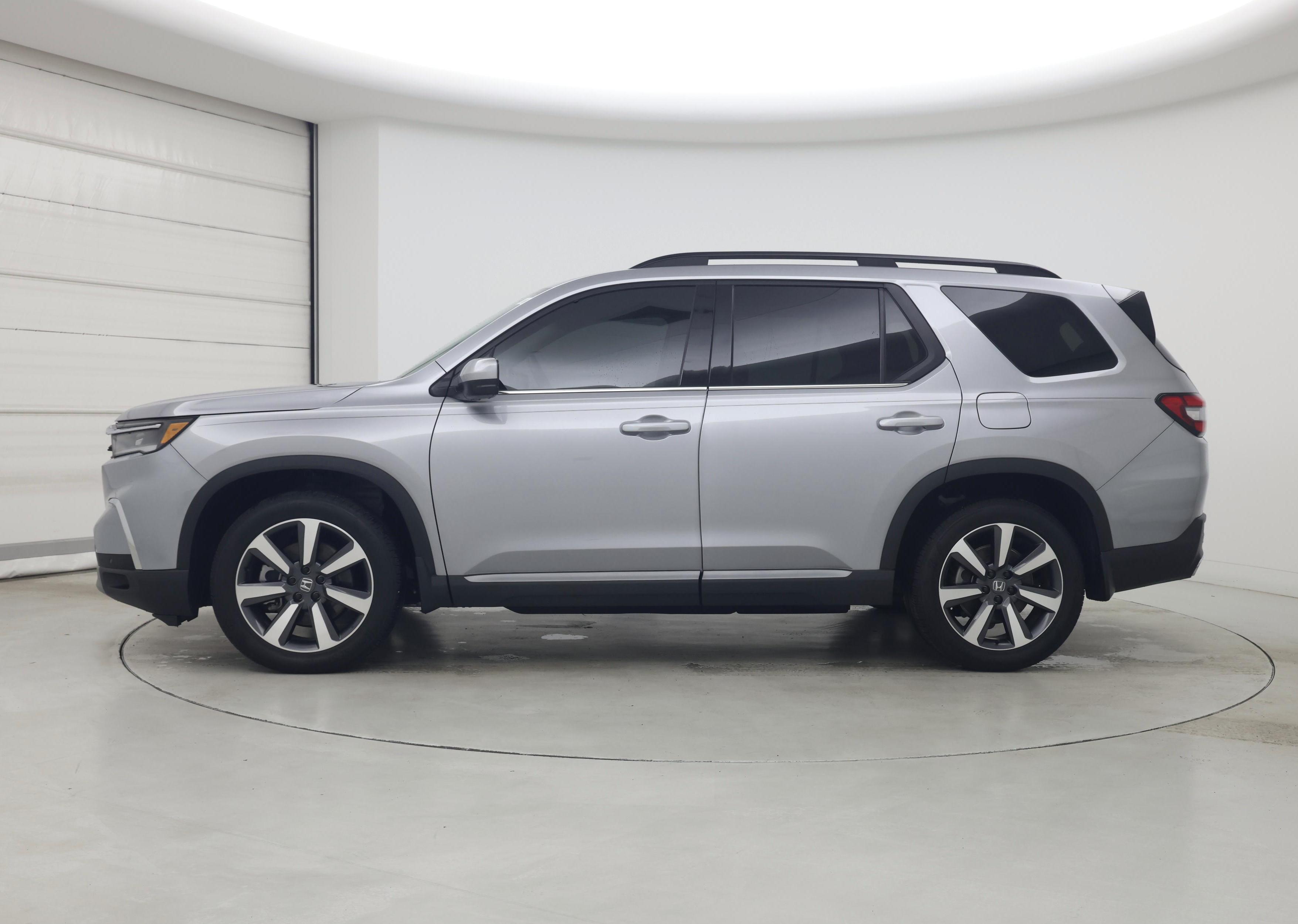 Thumbnail: 2024 Honda Pilot - 3
