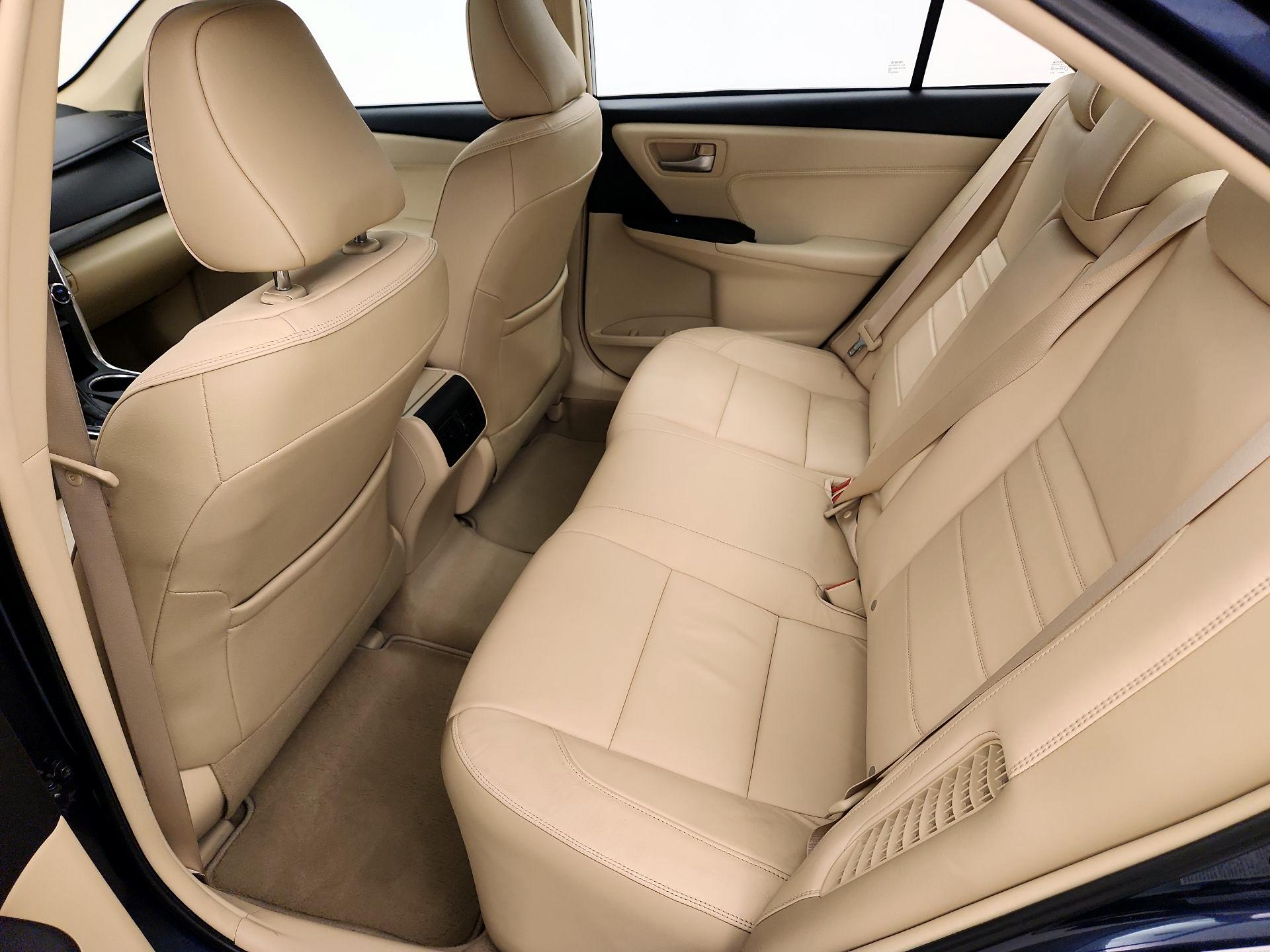 Thumbnail: 2015 Toyota Camry - 20