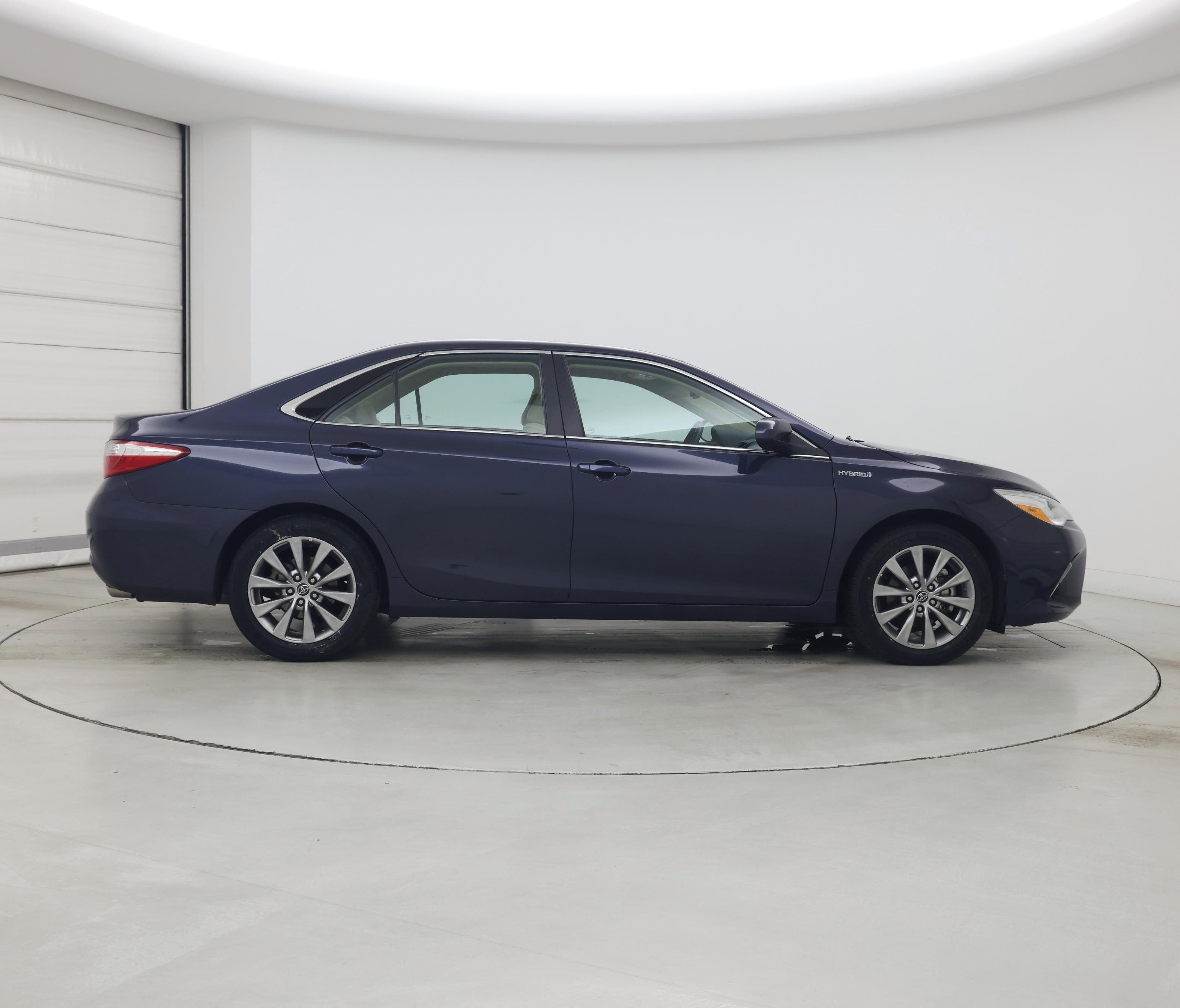 Thumbnail: 2015 Toyota Camry - 7