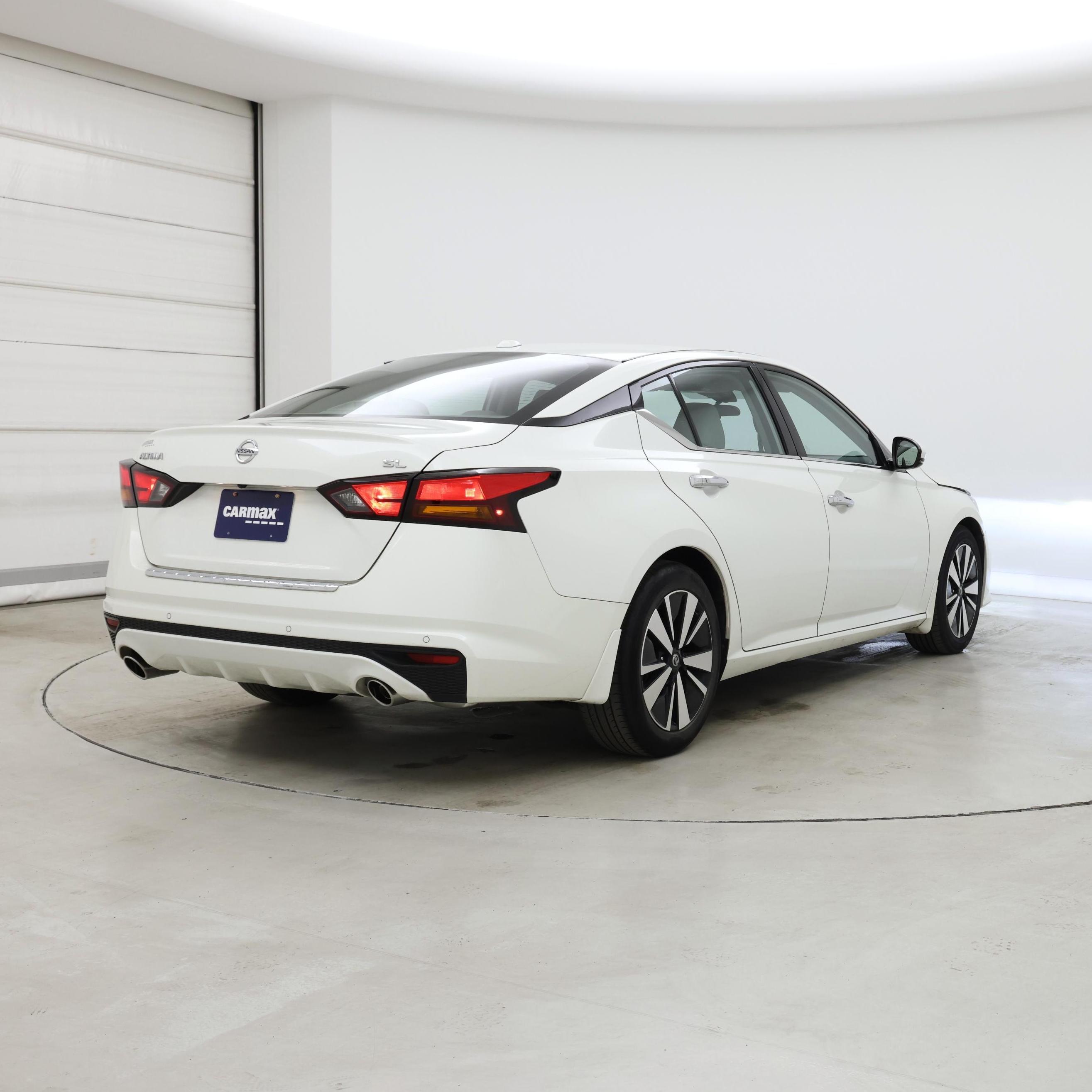 Thumbnail: 2021 Nissan Altima - 8