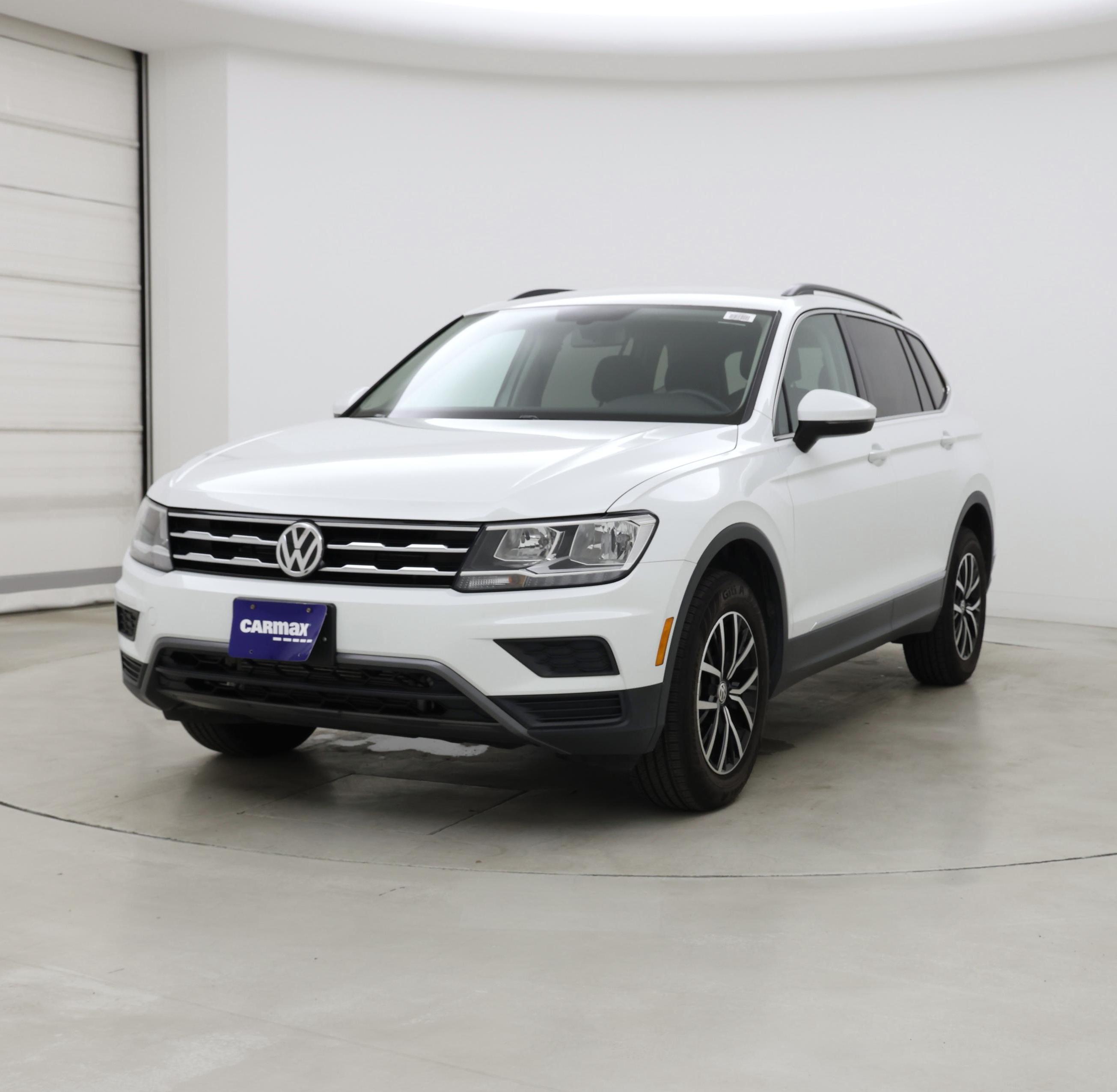 Thumbnail: 2021 Volkswagen Tiguan - 4