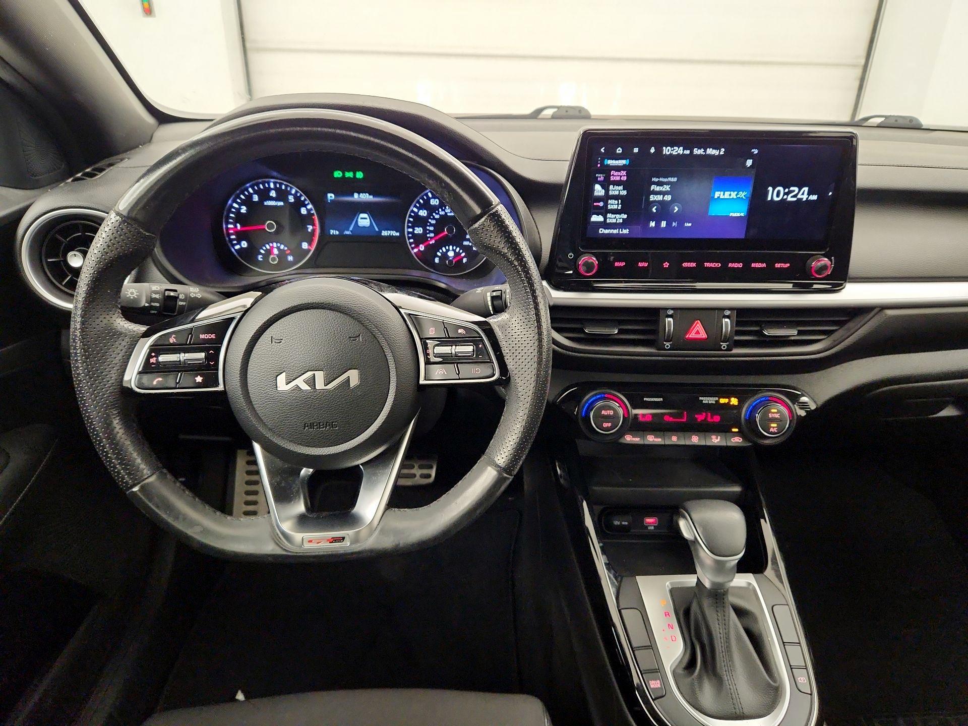Thumbnail: 2023 Kia Forte - 10