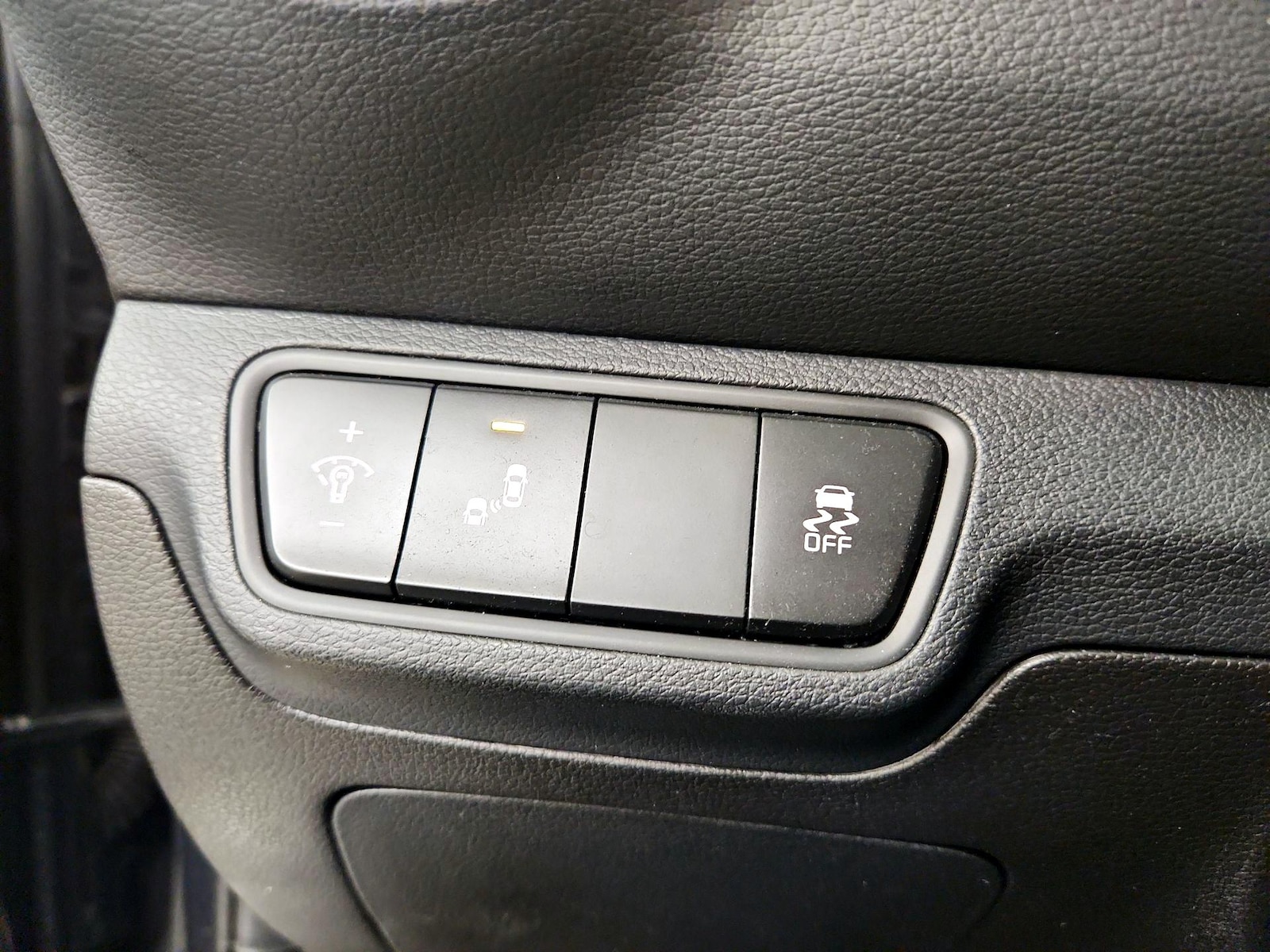 2023 Kia Forte GT-Line - Photo 14