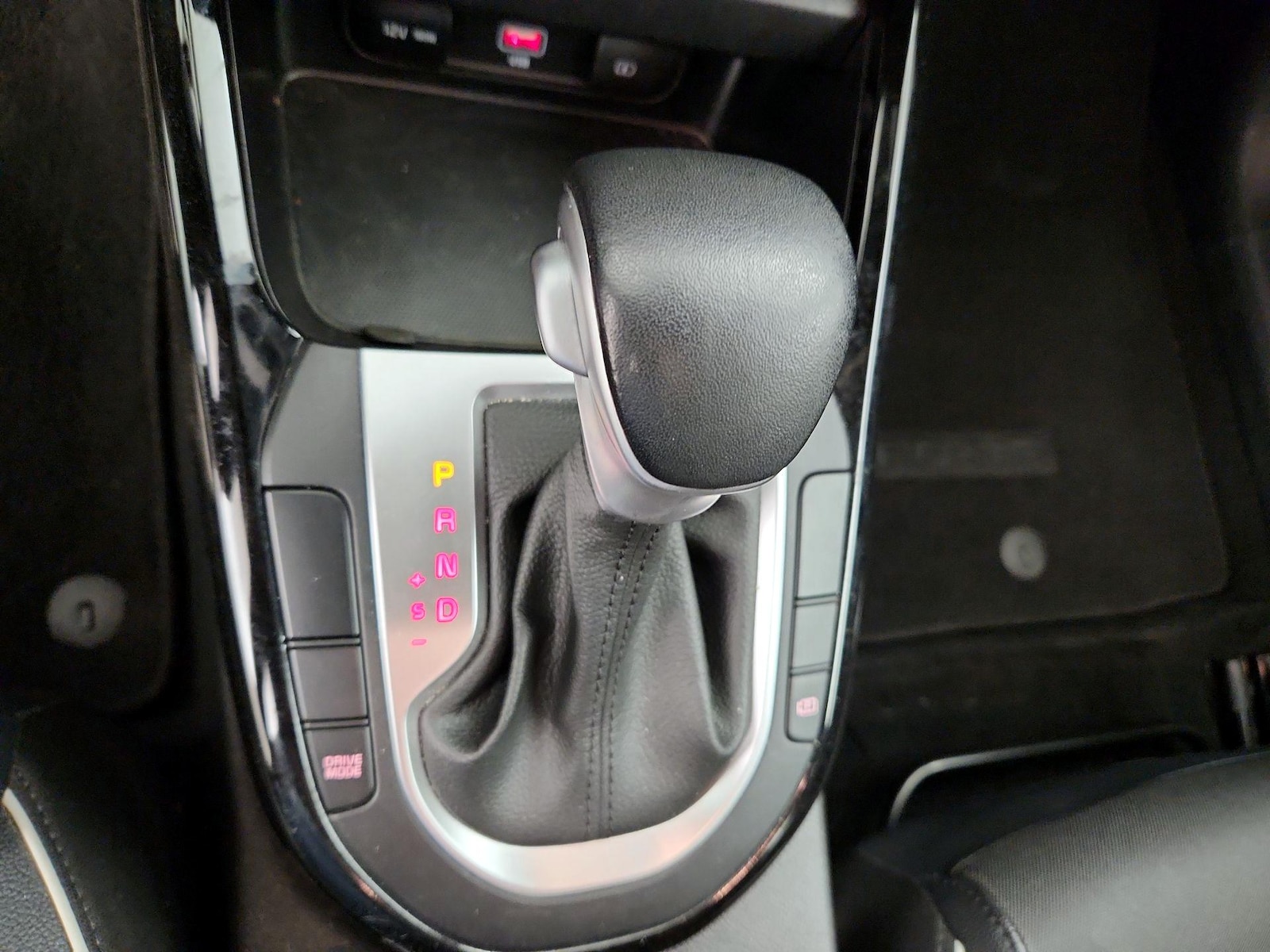2023 Kia Forte GT-Line - Photo 19