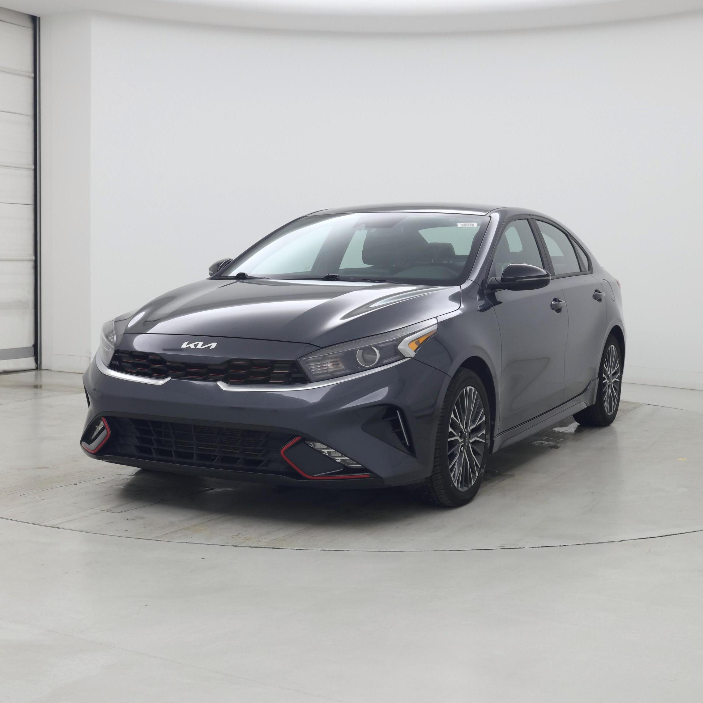 Thumbnail: 2023 Kia Forte - 4