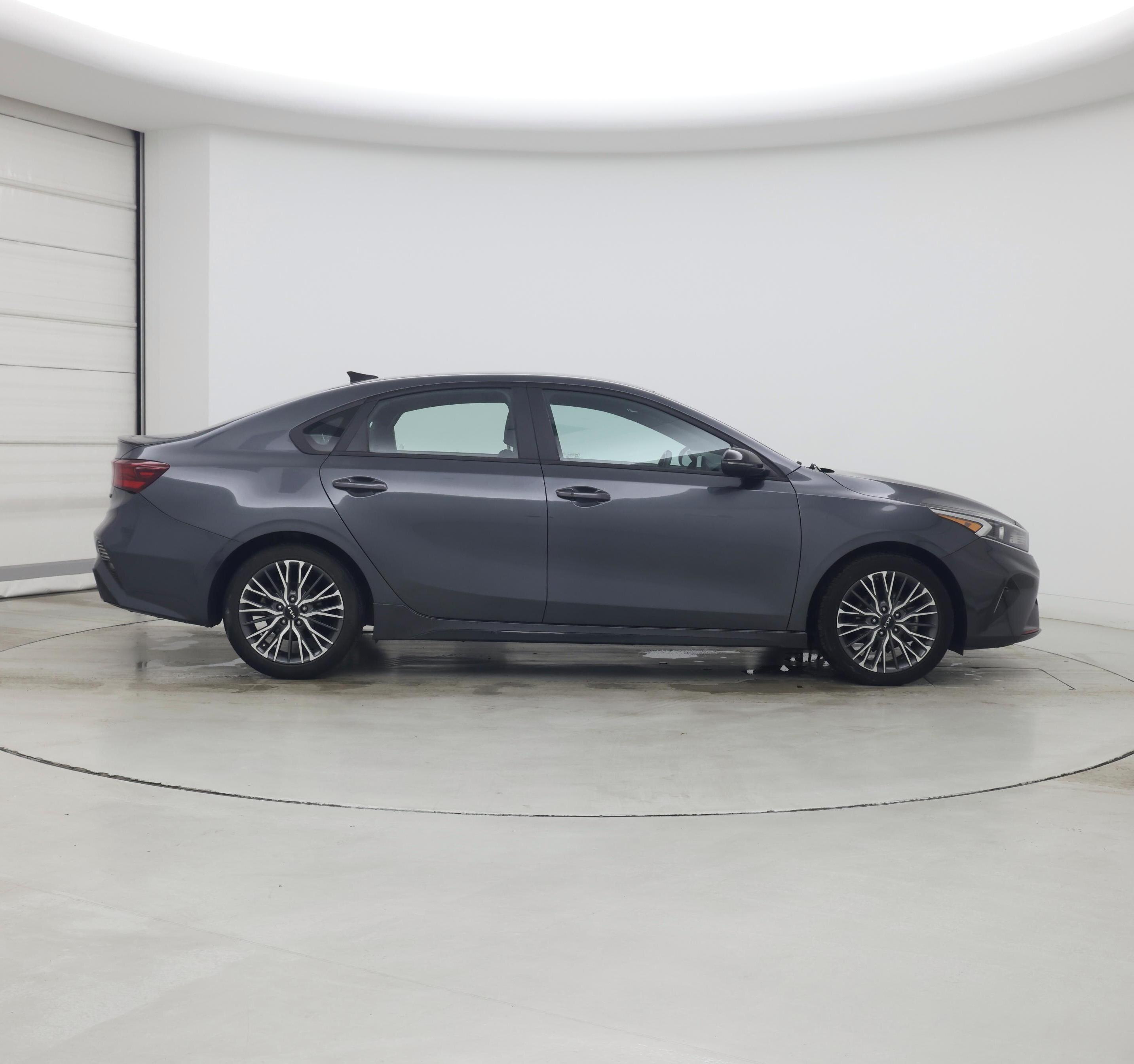 Thumbnail: 2023 Kia Forte - 7