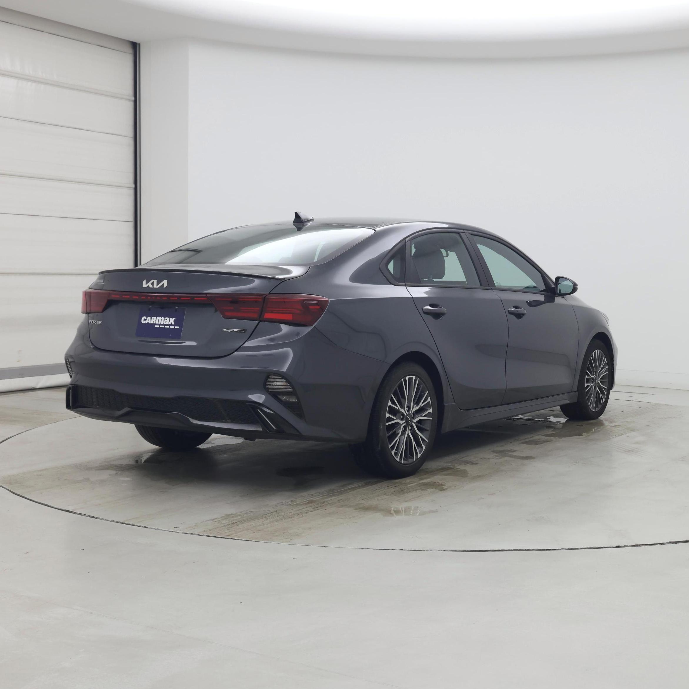 Thumbnail: 2023 Kia Forte - 8
