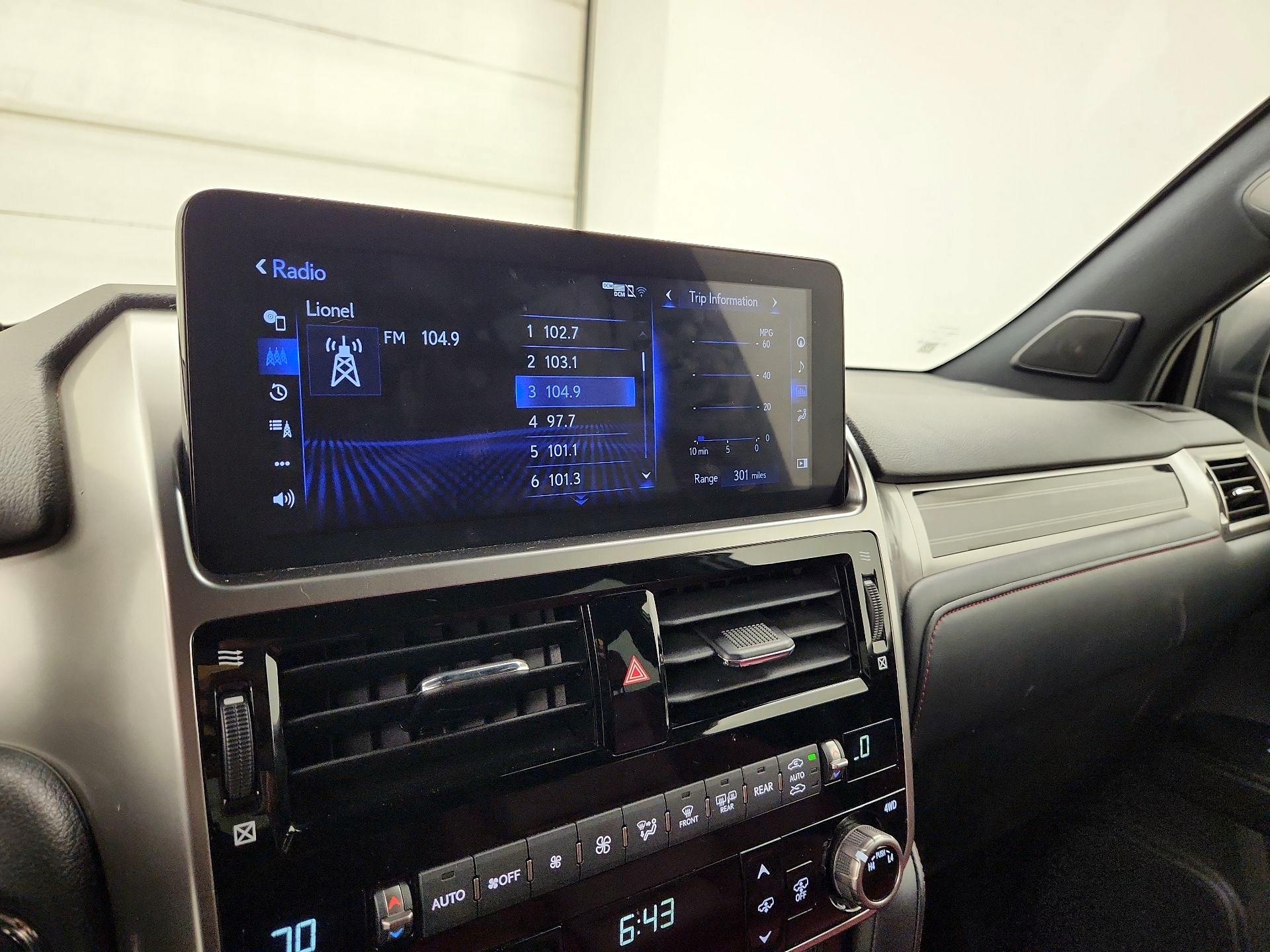 Thumbnail: 2023 Lexus GX - 16