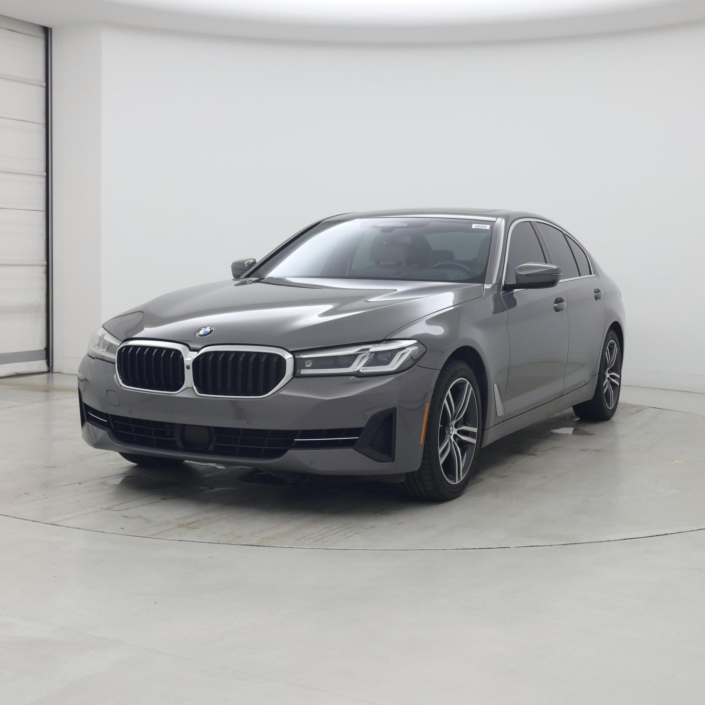 Thumbnail: 2021 BMW 5 Series - 4