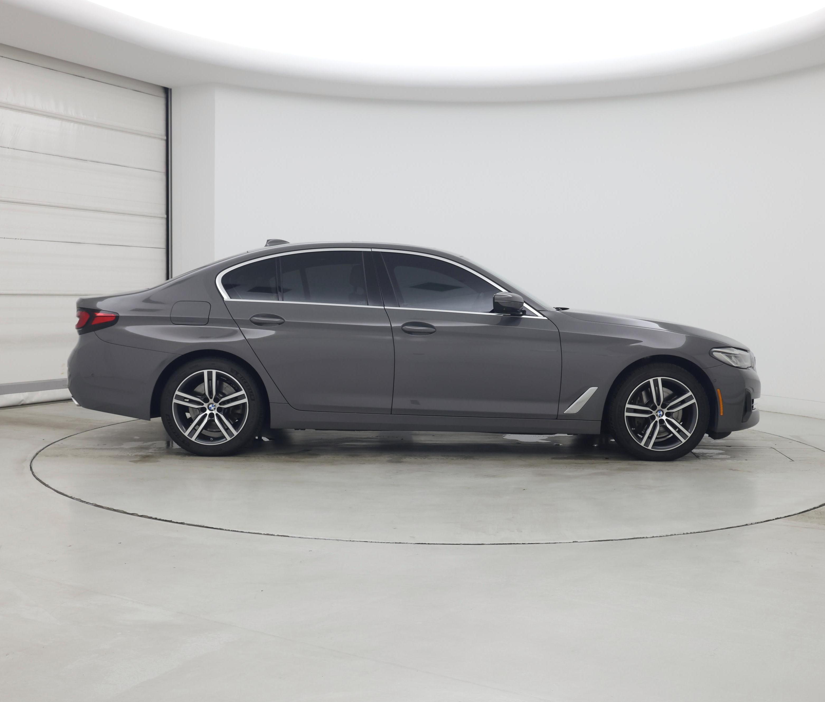 Thumbnail: 2021 BMW 5 Series - 7