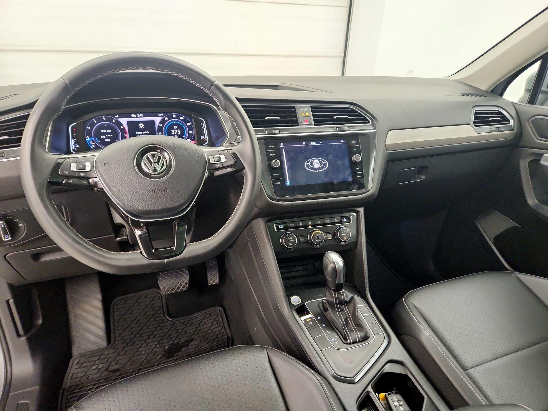 Thumbnail: 2021 Volkswagen Tiguan - 9