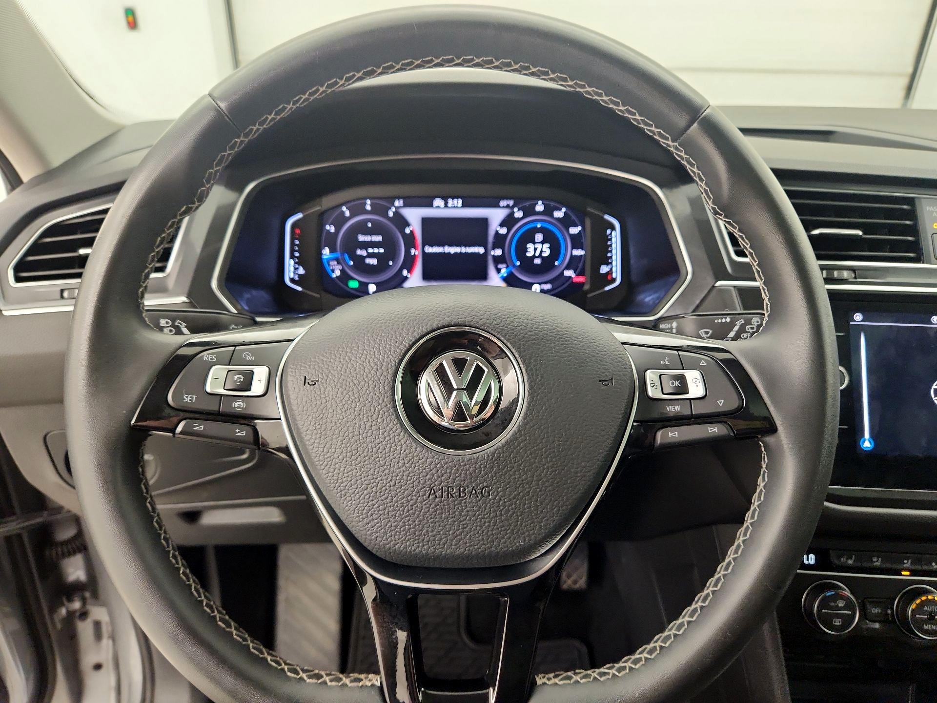 Thumbnail: 2021 Volkswagen Tiguan - 10