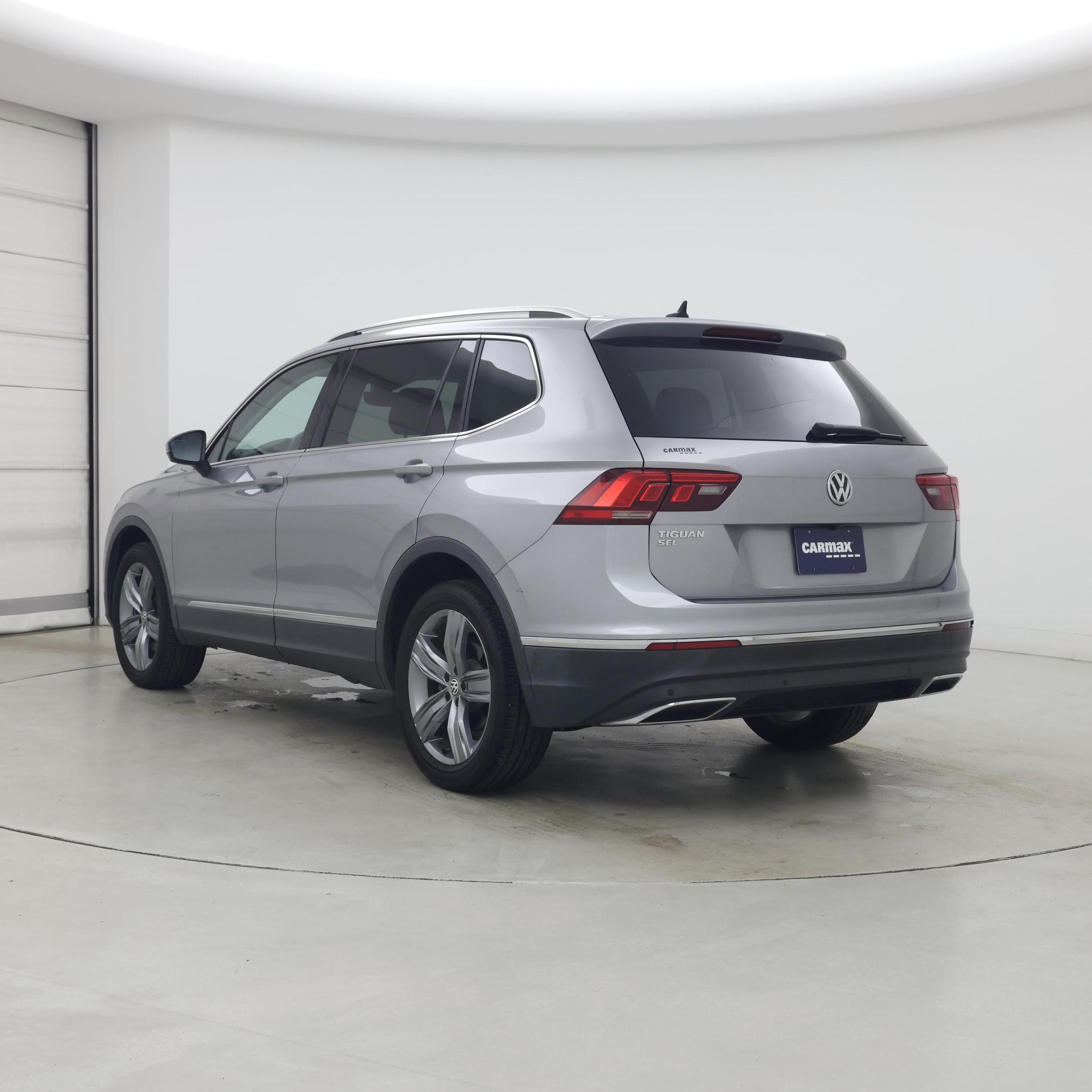 Thumbnail: 2021 Volkswagen Tiguan - 2