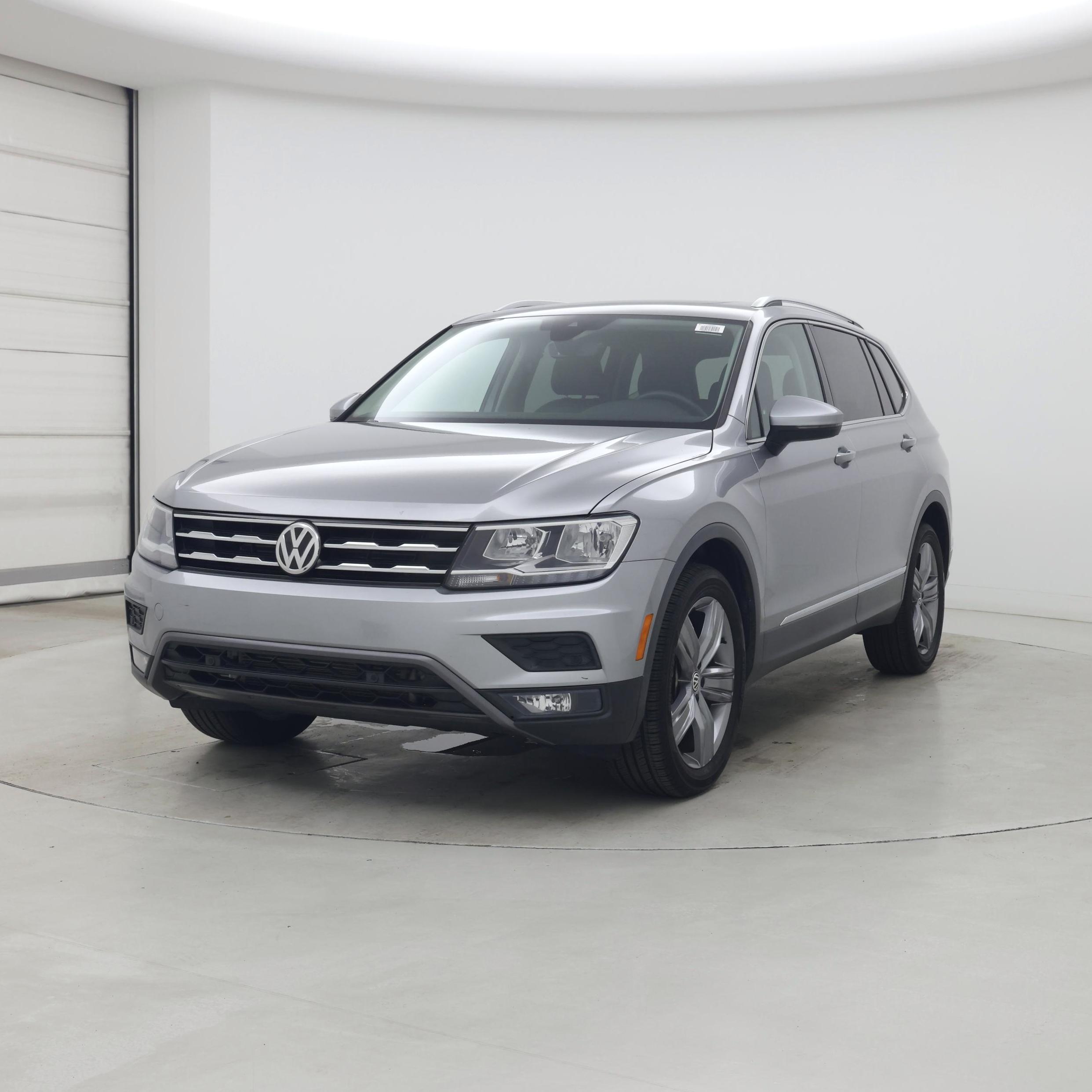 Thumbnail: 2021 Volkswagen Tiguan - 4