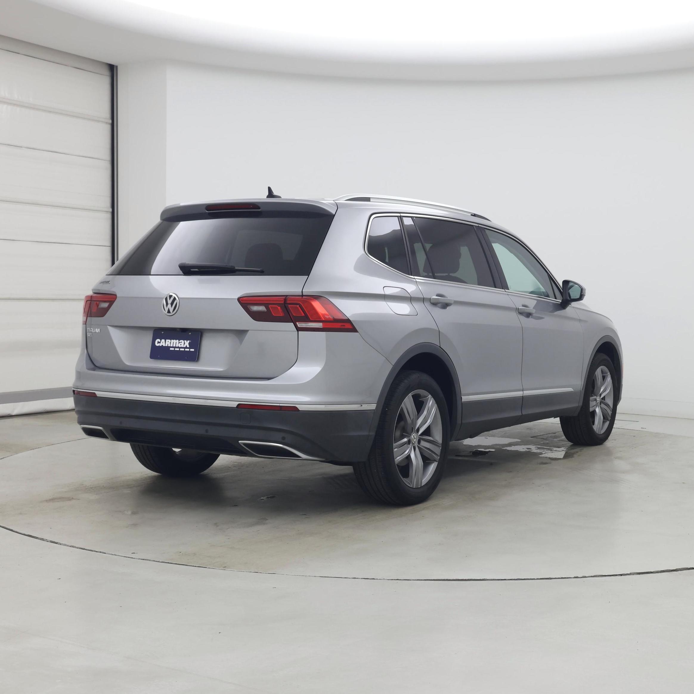 Thumbnail: 2021 Volkswagen Tiguan - 8