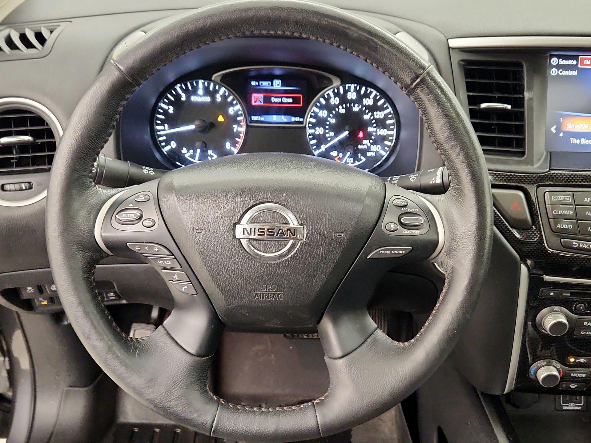 Thumbnail: 2019 Nissan Pathfinder - 10