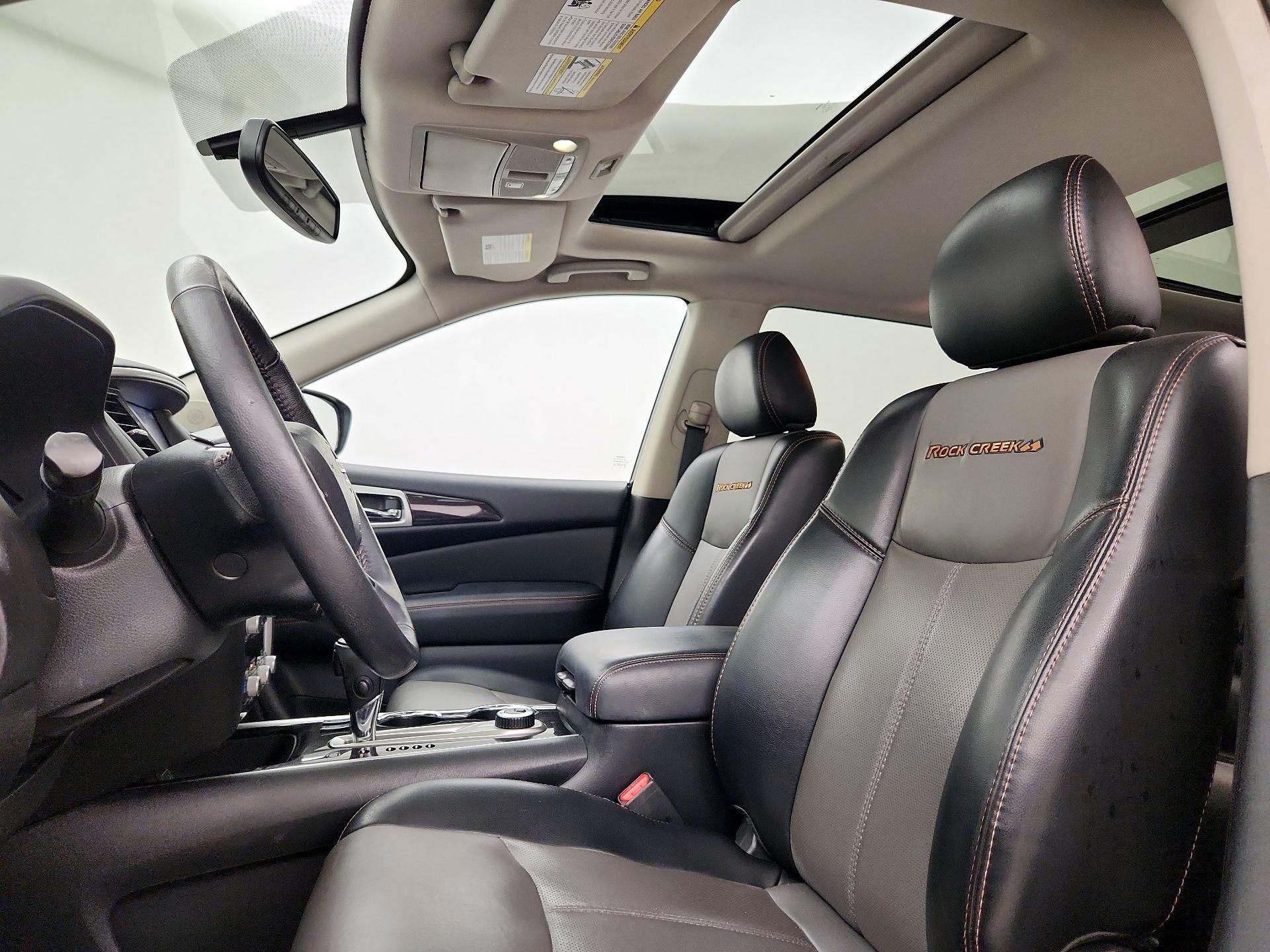 Thumbnail: 2019 Nissan Pathfinder - 11