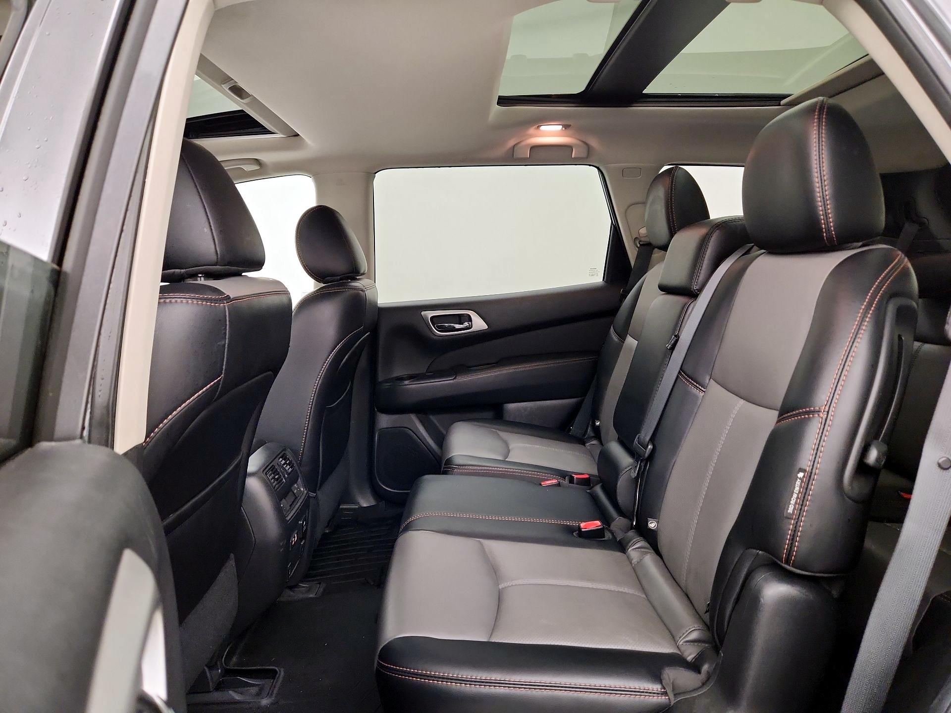 Thumbnail: 2019 Nissan Pathfinder - 20
