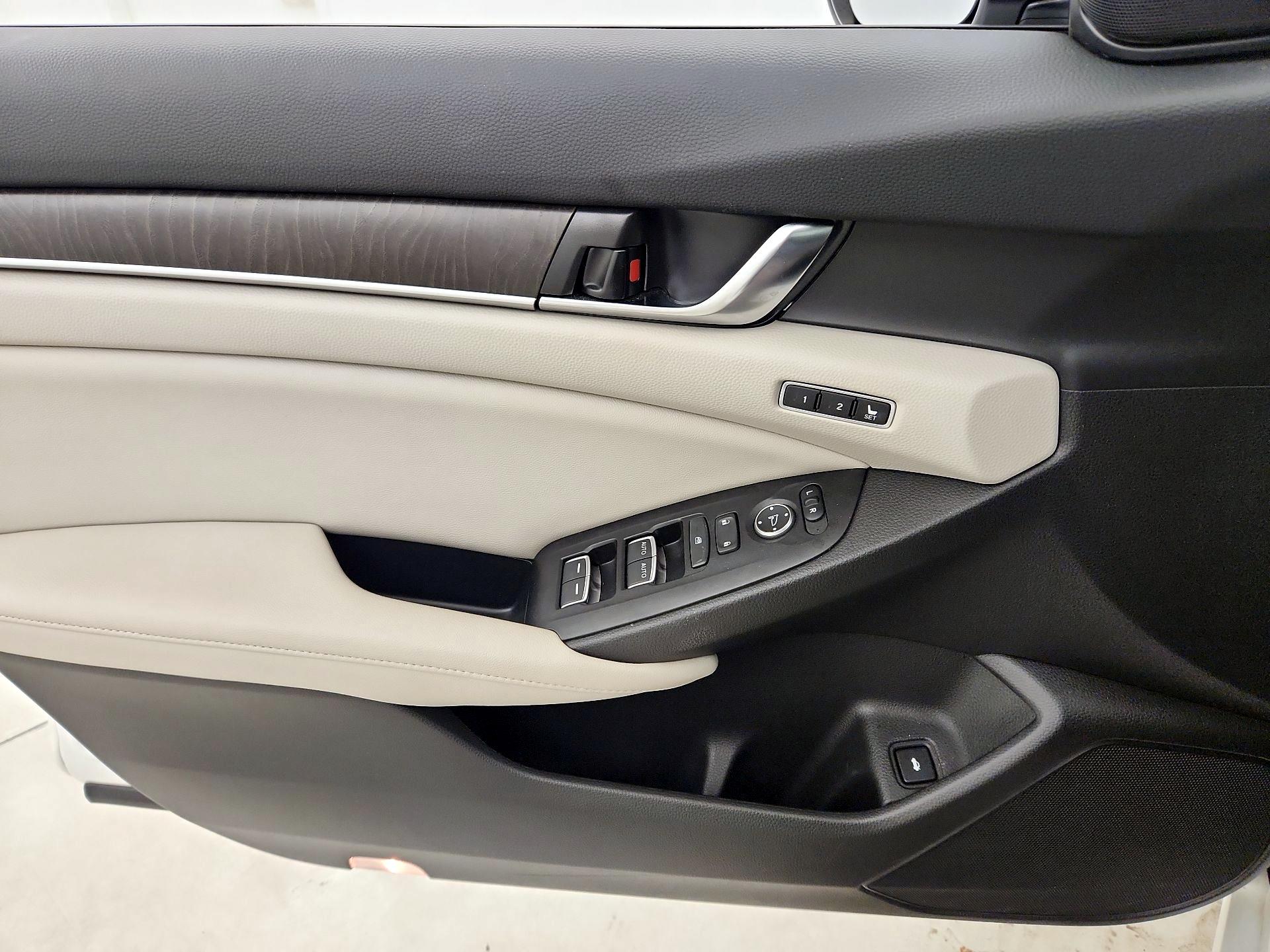 Thumbnail: 2022 Honda Accord - 12