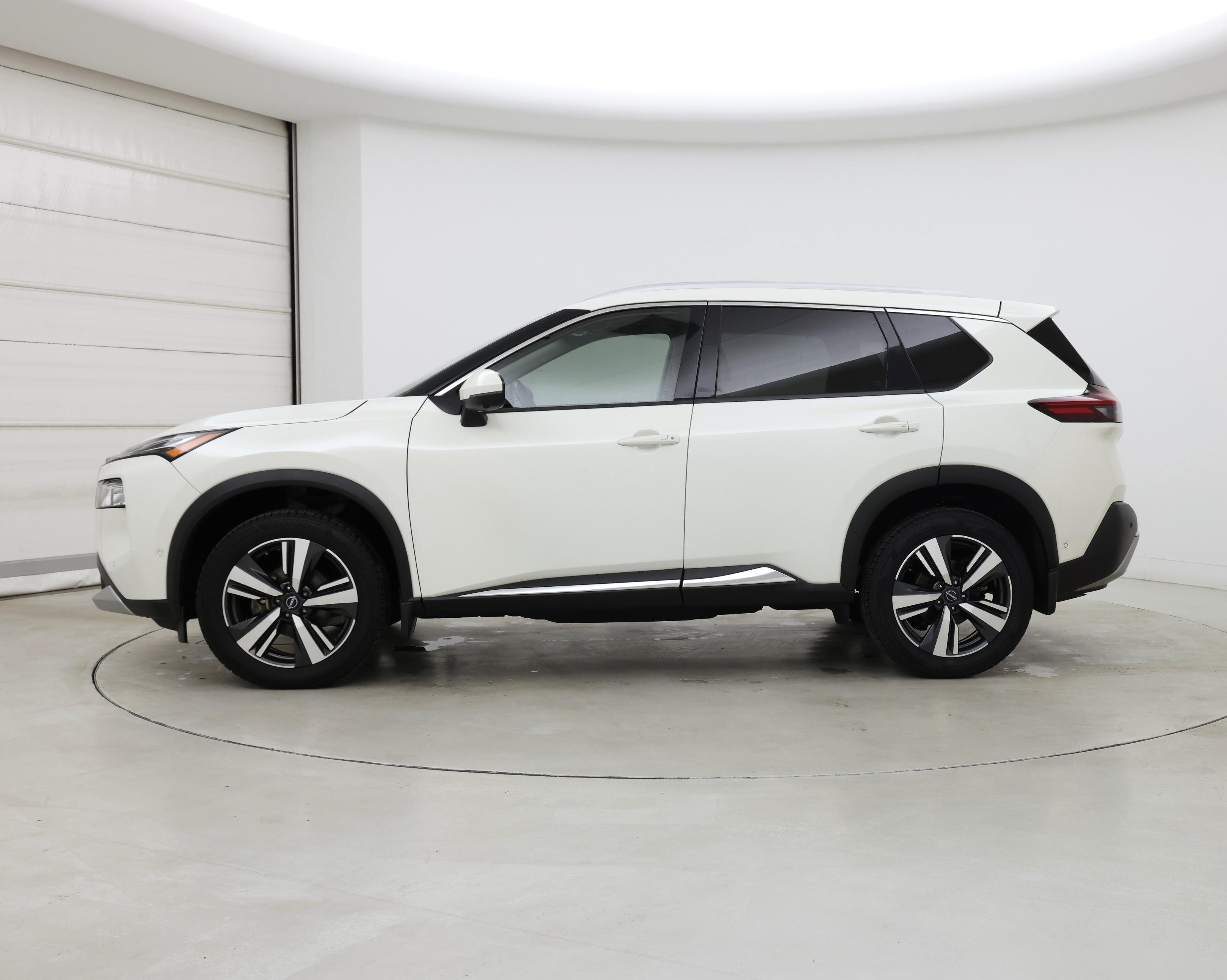 Thumbnail: 2023 Nissan Rogue - 3