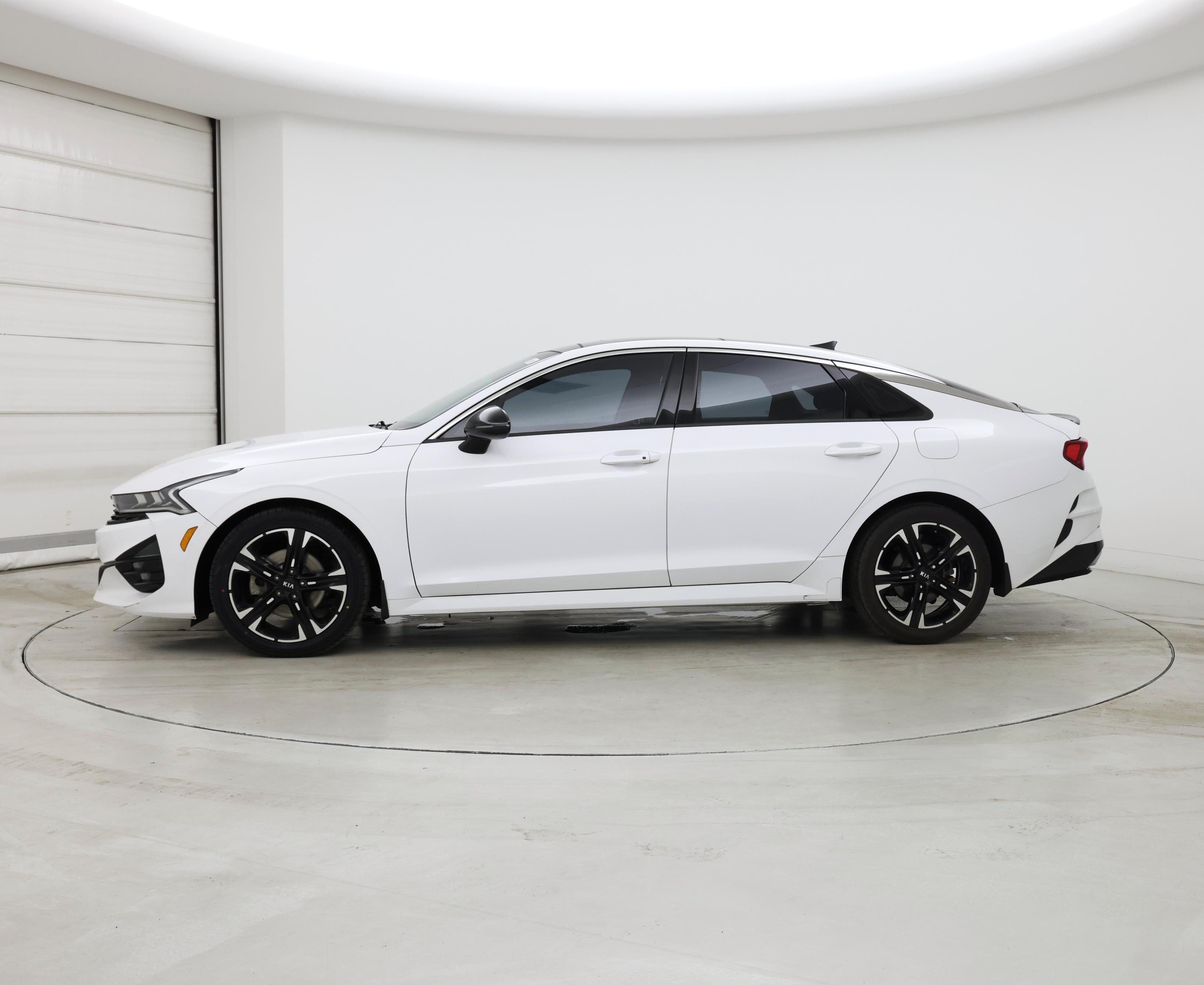 Thumbnail: 2021 Kia K5 - 3
