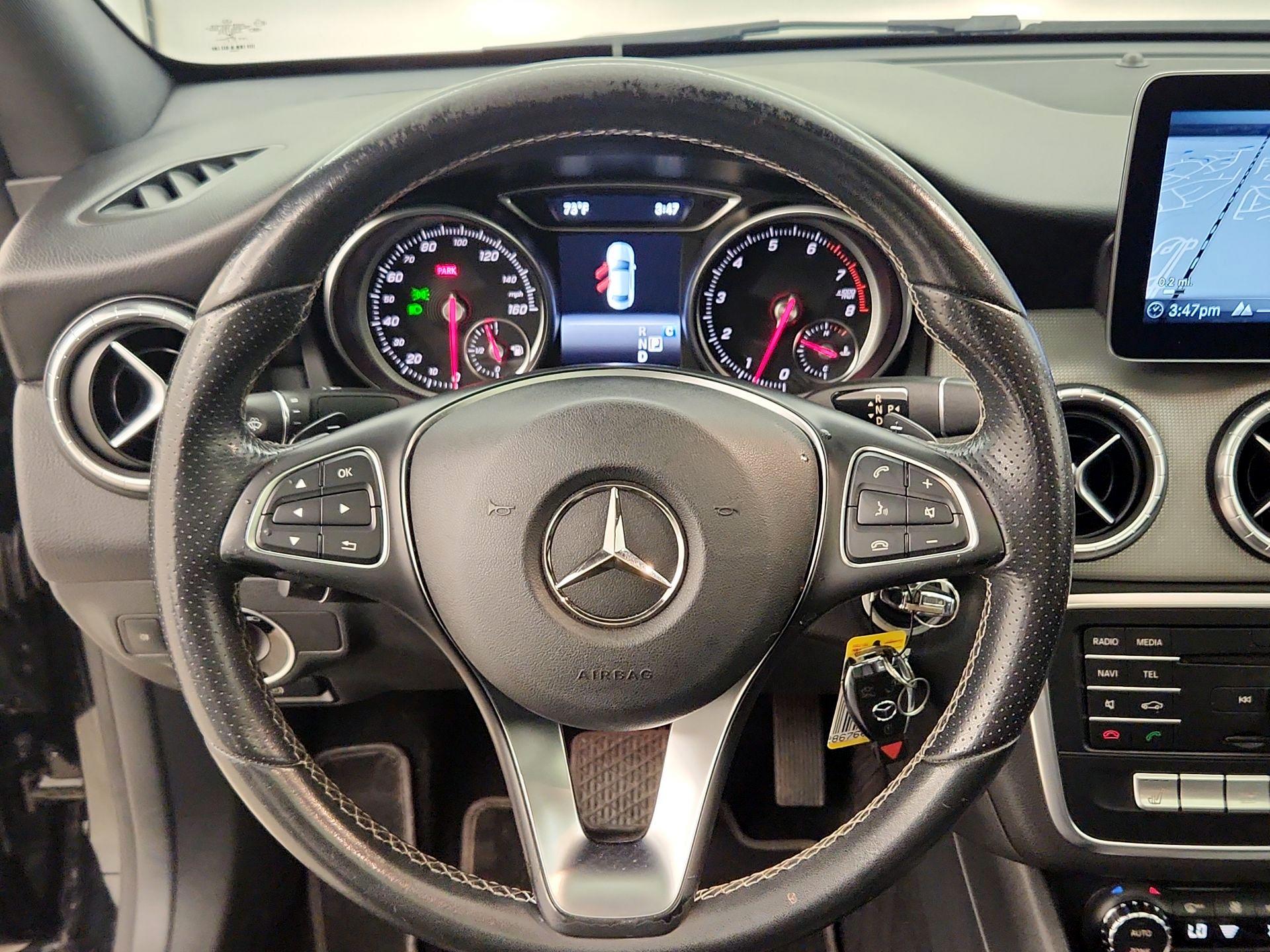 Thumbnail: 2018 Mercedes-Benz CLA - 10