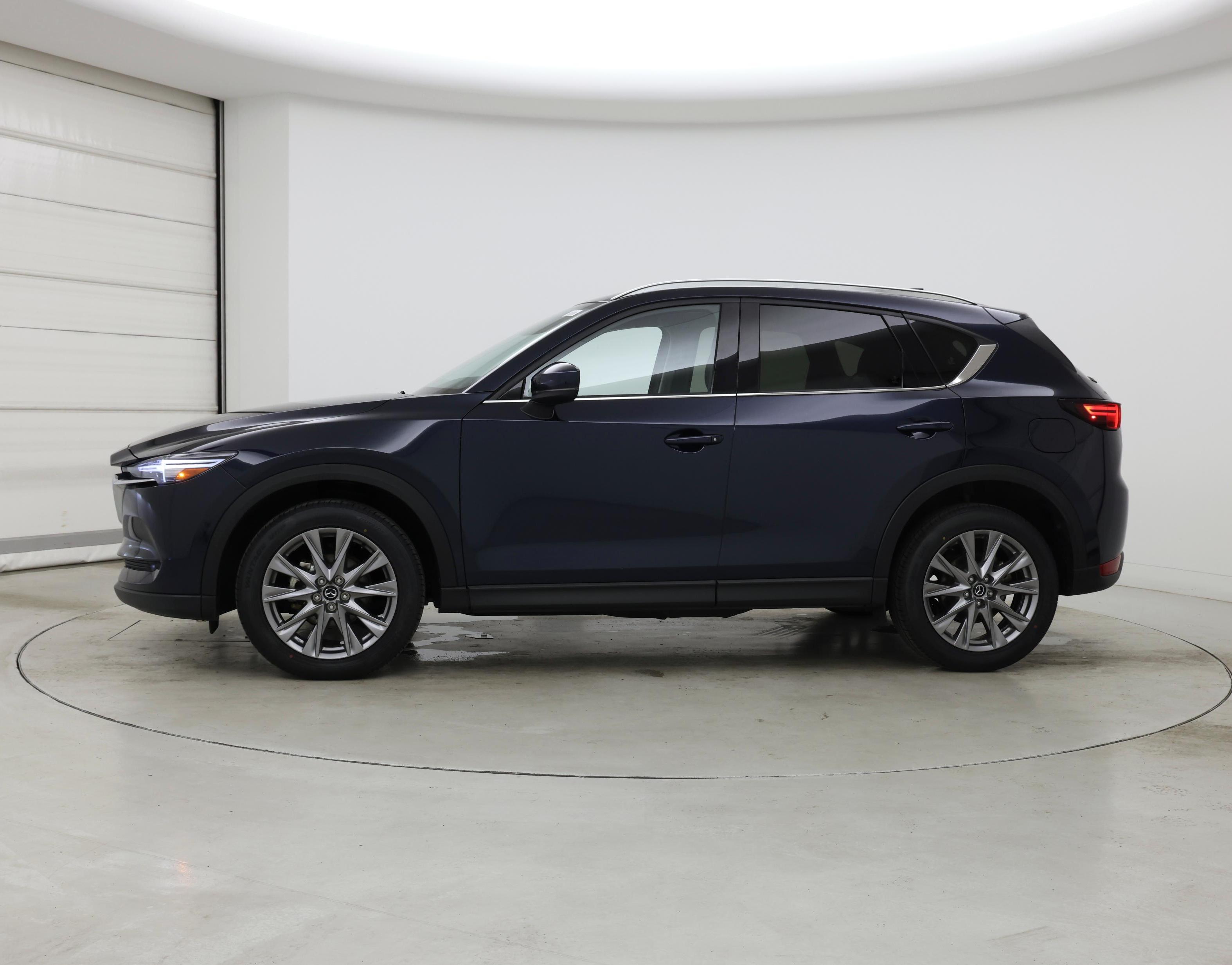 Thumbnail: 2021 Mazda CX-5 - 3
