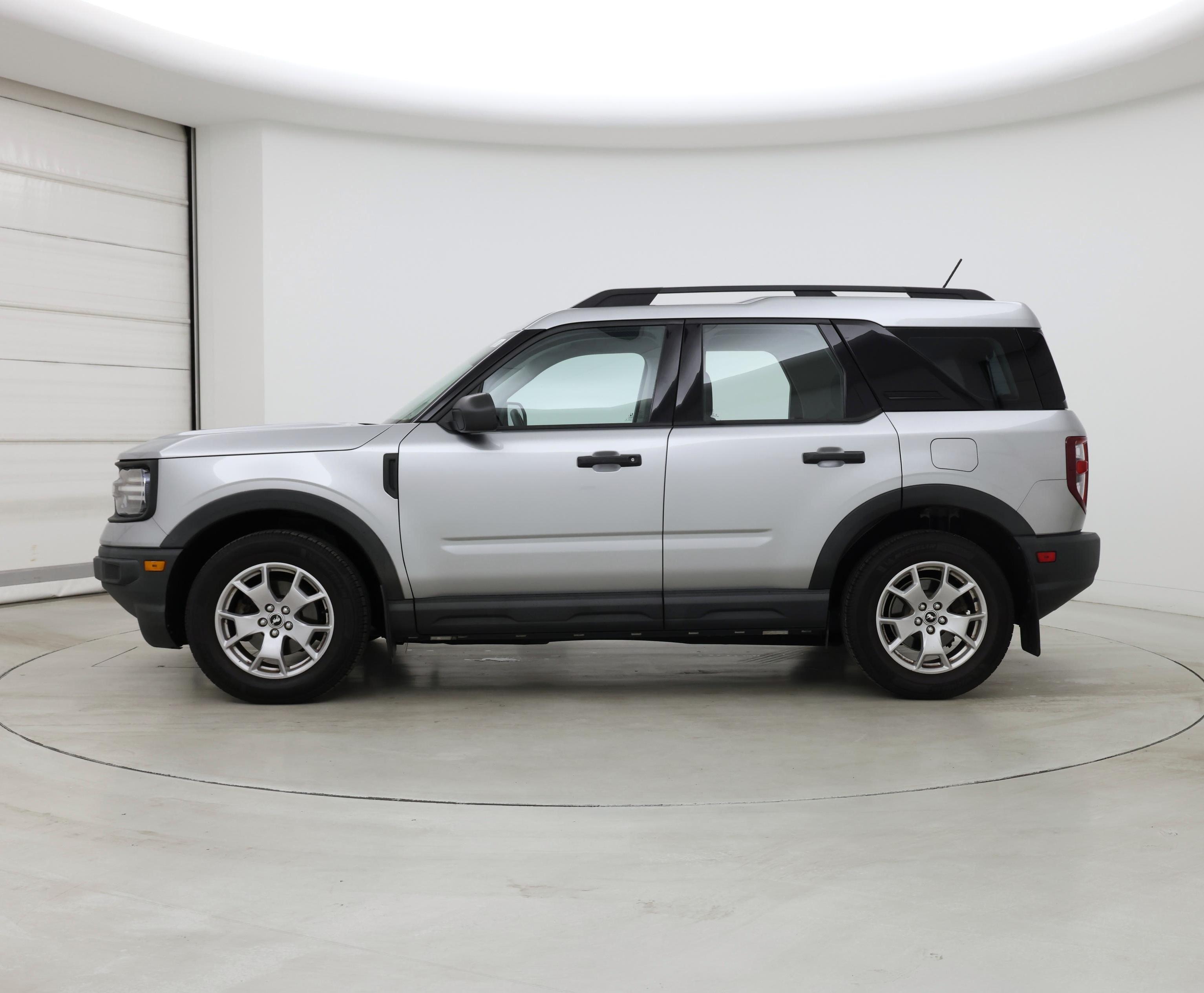 Thumbnail: 2021 Ford Bronco Sport - 3