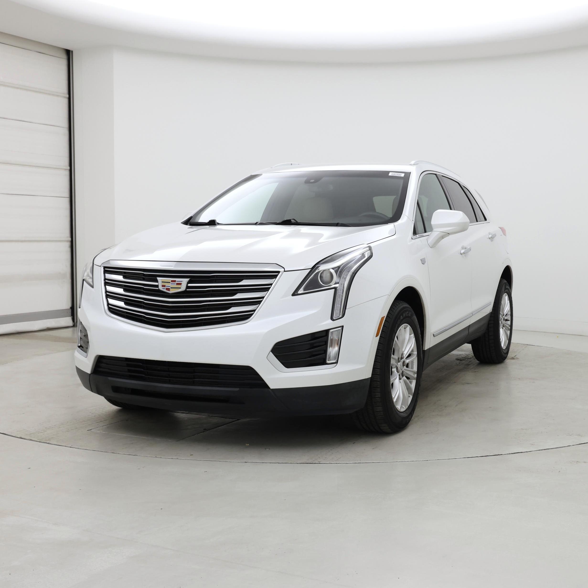 Thumbnail: 2017 Cadillac XT5 - 4