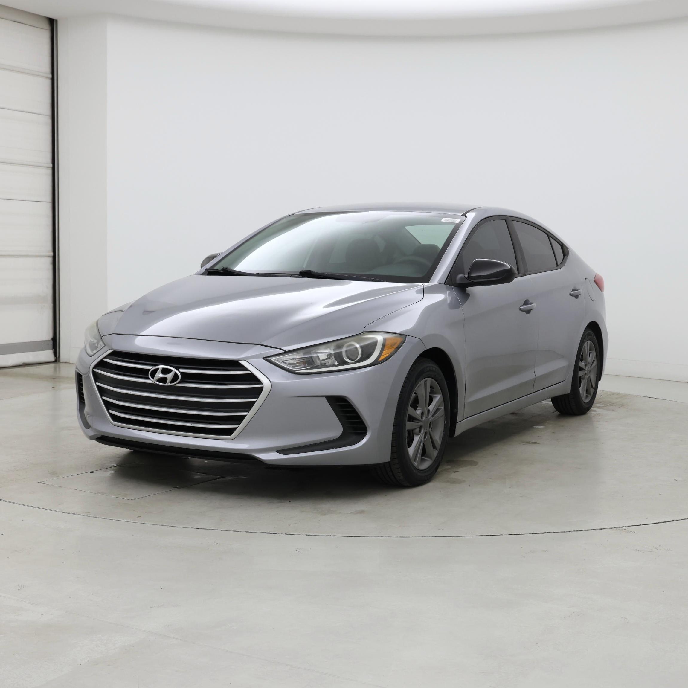 Thumbnail: 2017 Hyundai Elantra - 4
